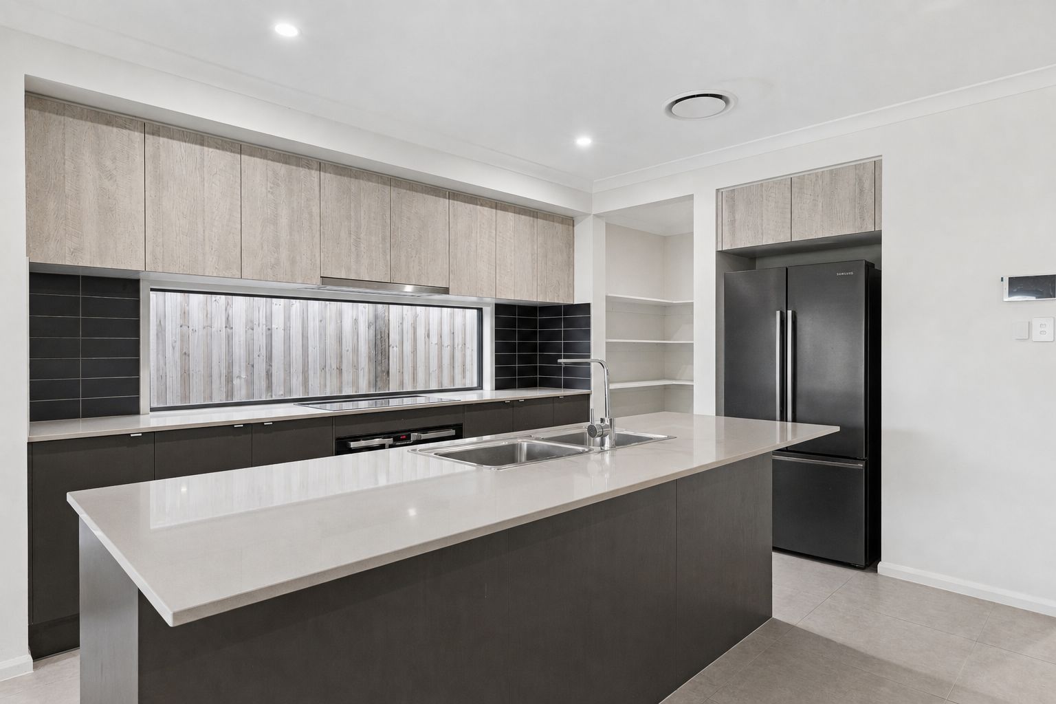 51 Shadforth Street — photo 3 of 17