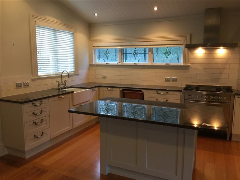 11 Huia Road, Titirangi, Waitakere City