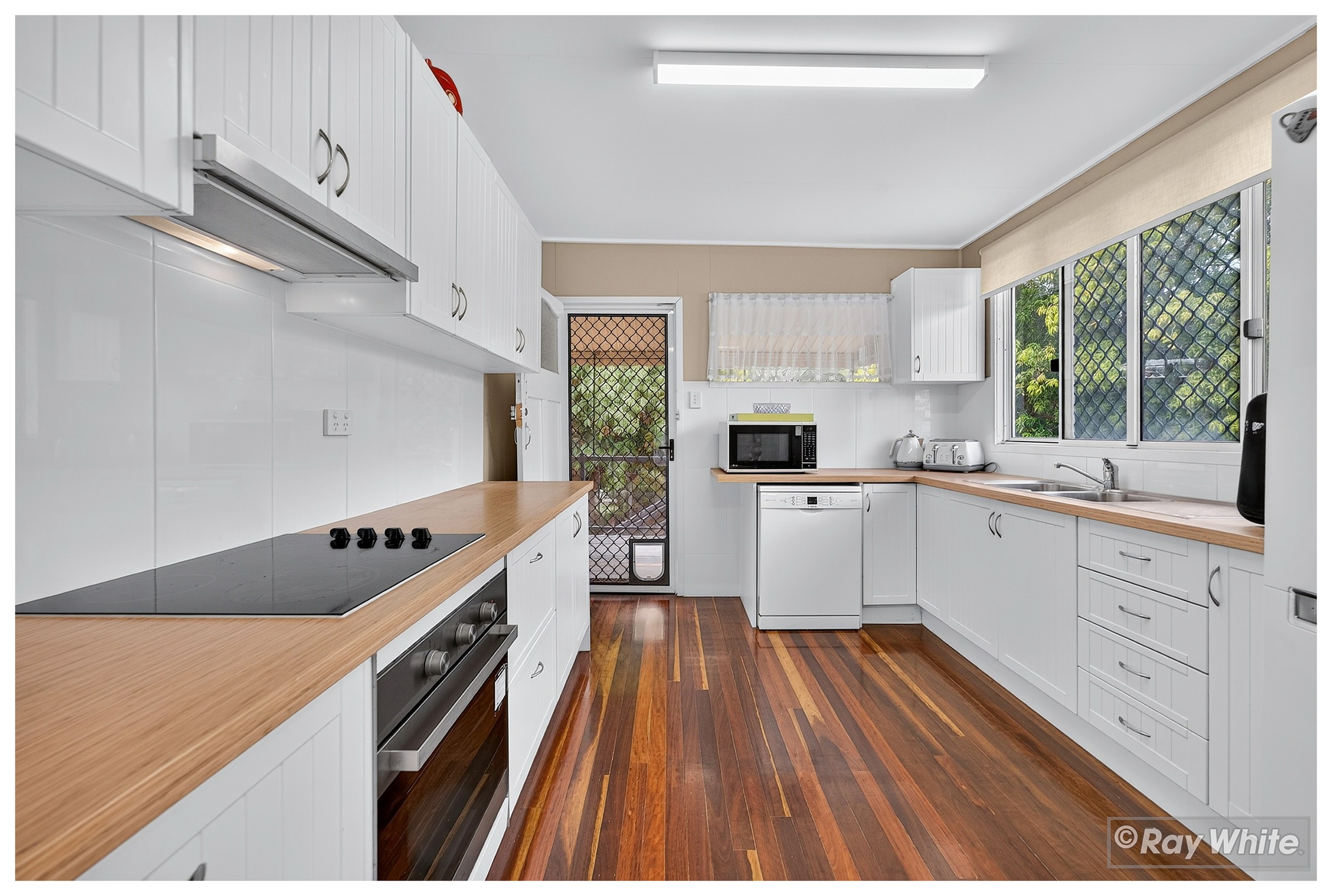 29 Cowap Street, Park Avenue, QLD 4701
