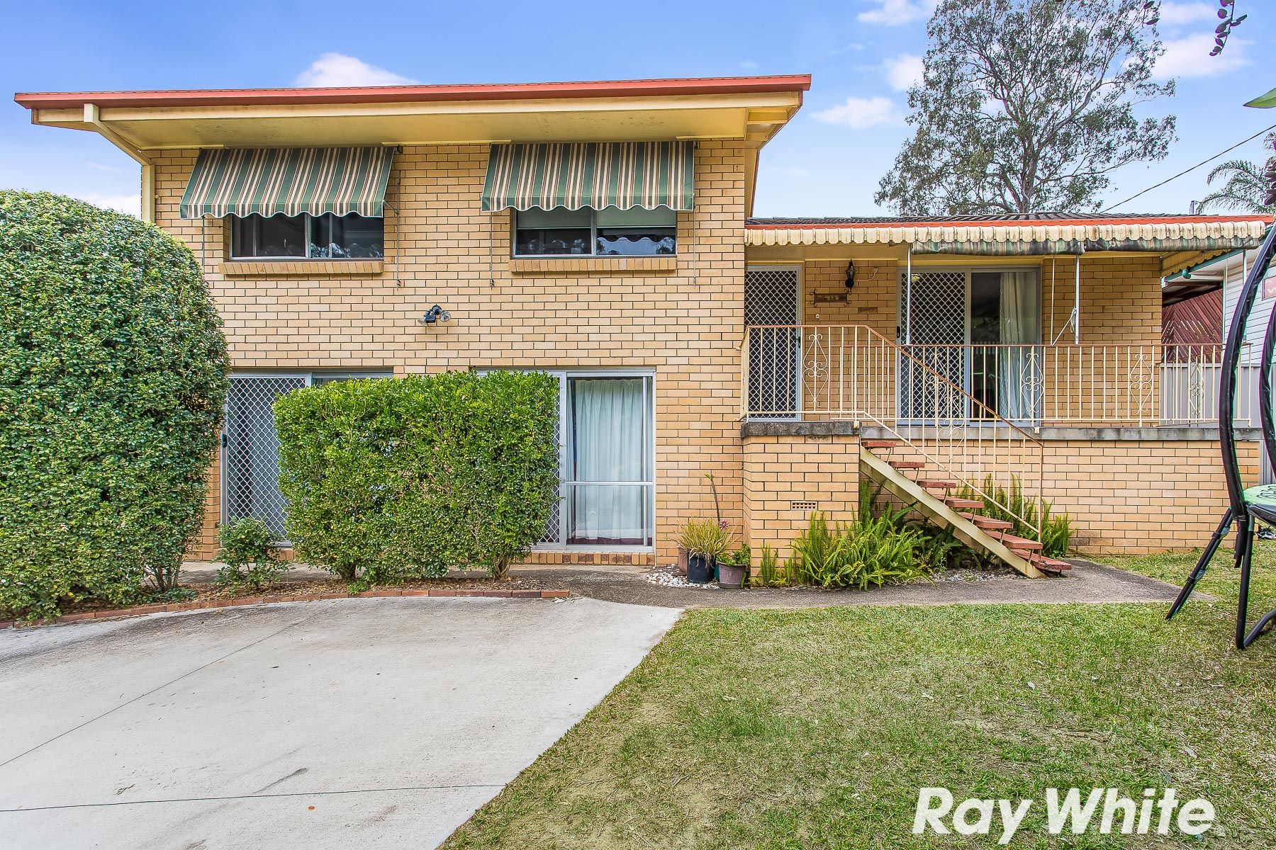 40 Tarnook Drive, Ferny Hills QLD 4055