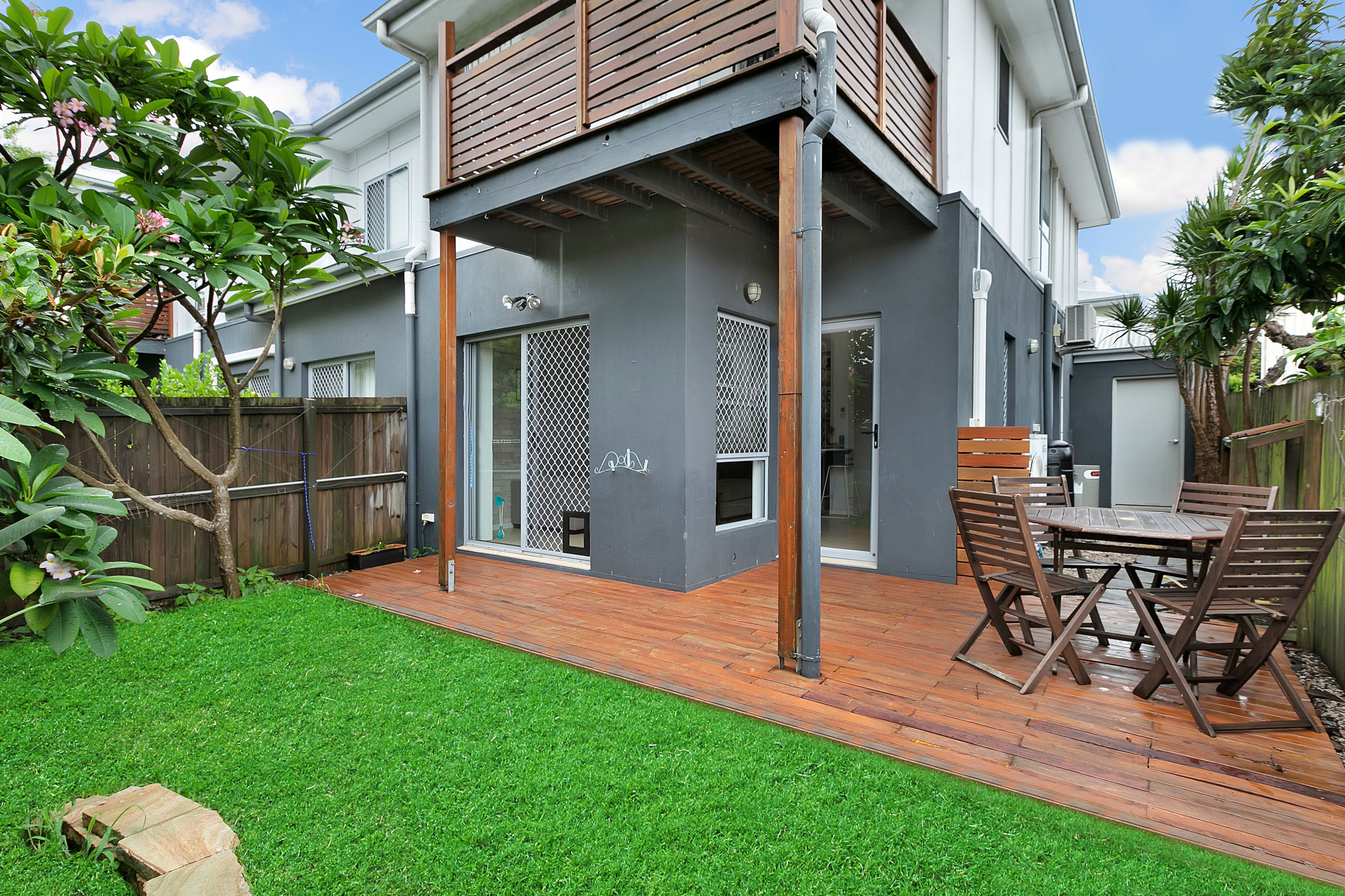 12 Dinmore Street, Moorooka QLD 4105