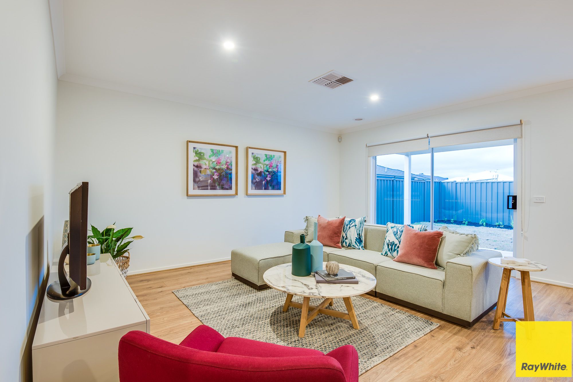 24 Nira Drive, Sunbury, VIC 3429