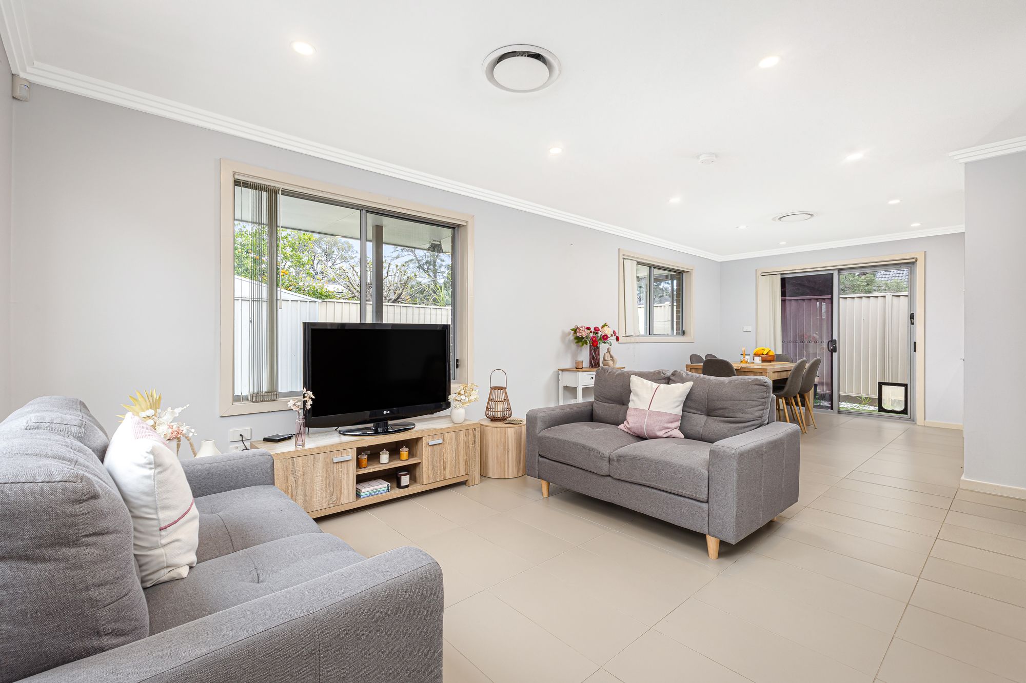 6/34-36 Canberra Street — photo 5 of 15