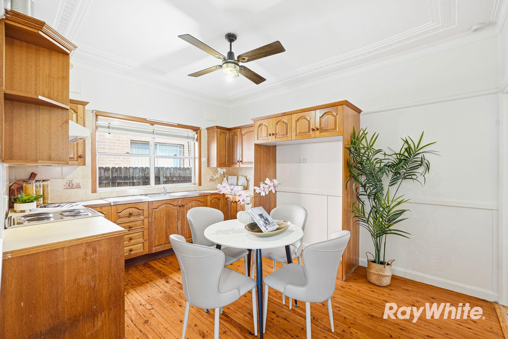 14 Wandsworth Street — photo 4 of 17