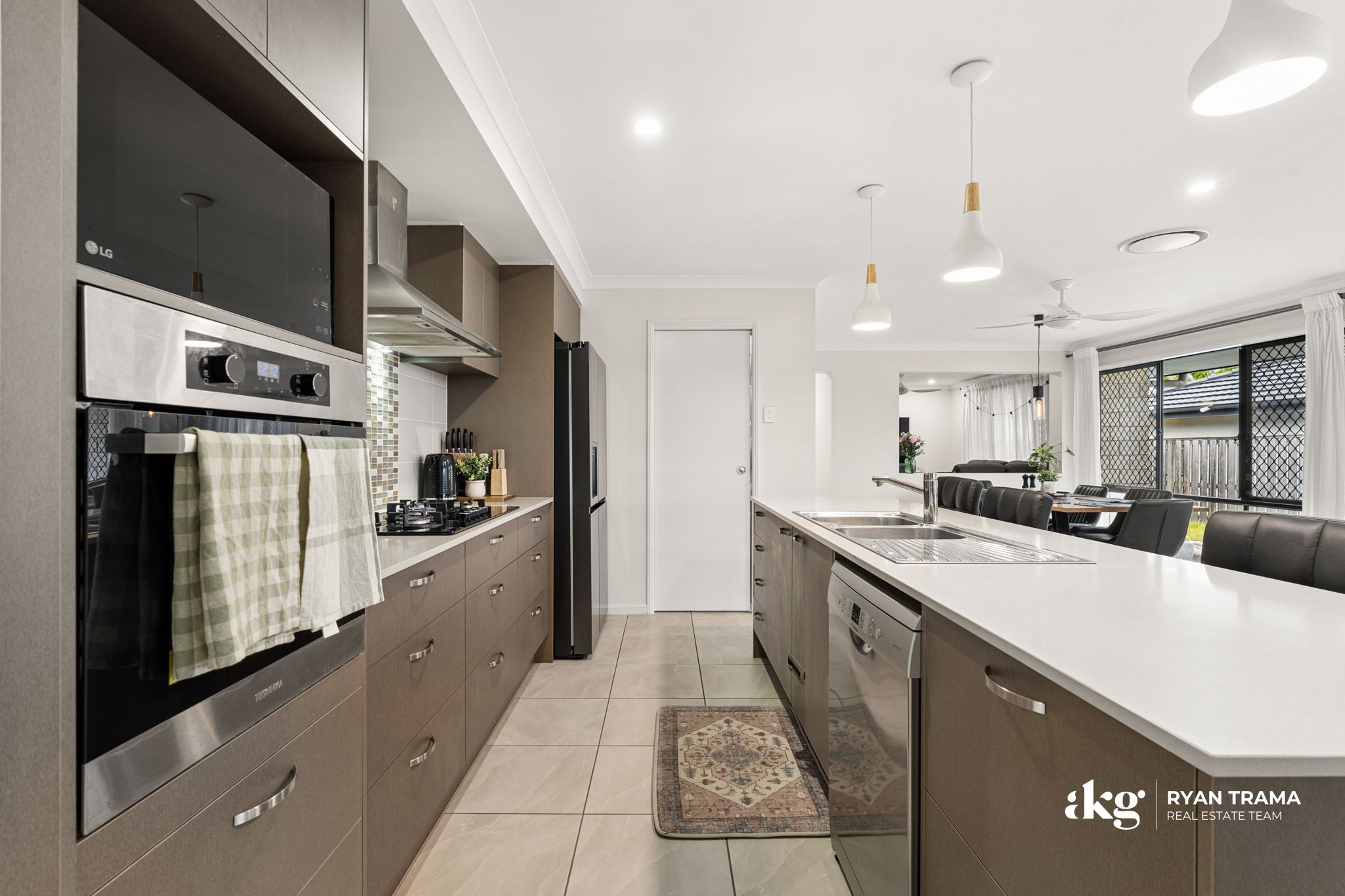 24 Skelbrook Road — photo 7 of 29