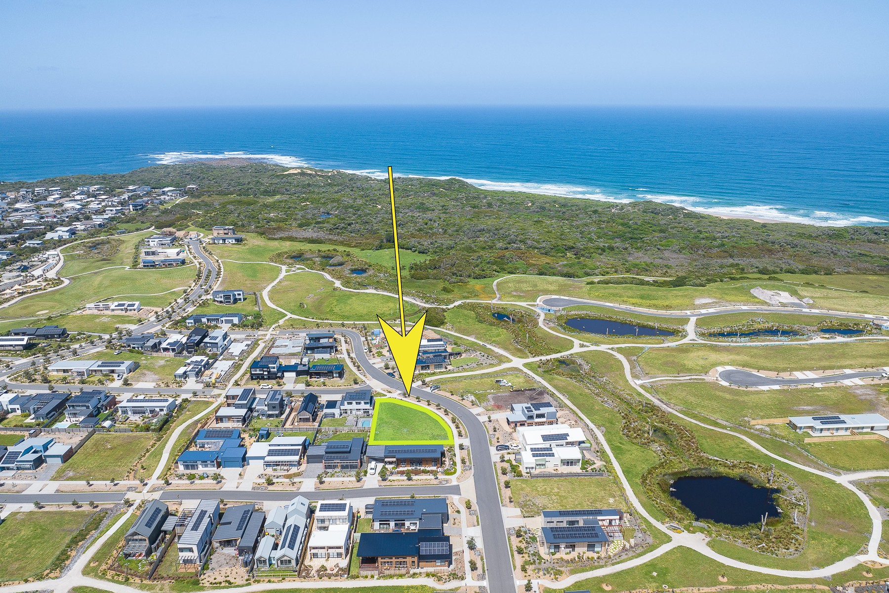 18 Moonshadow Avenue, Cape Paterson, VIC 3995