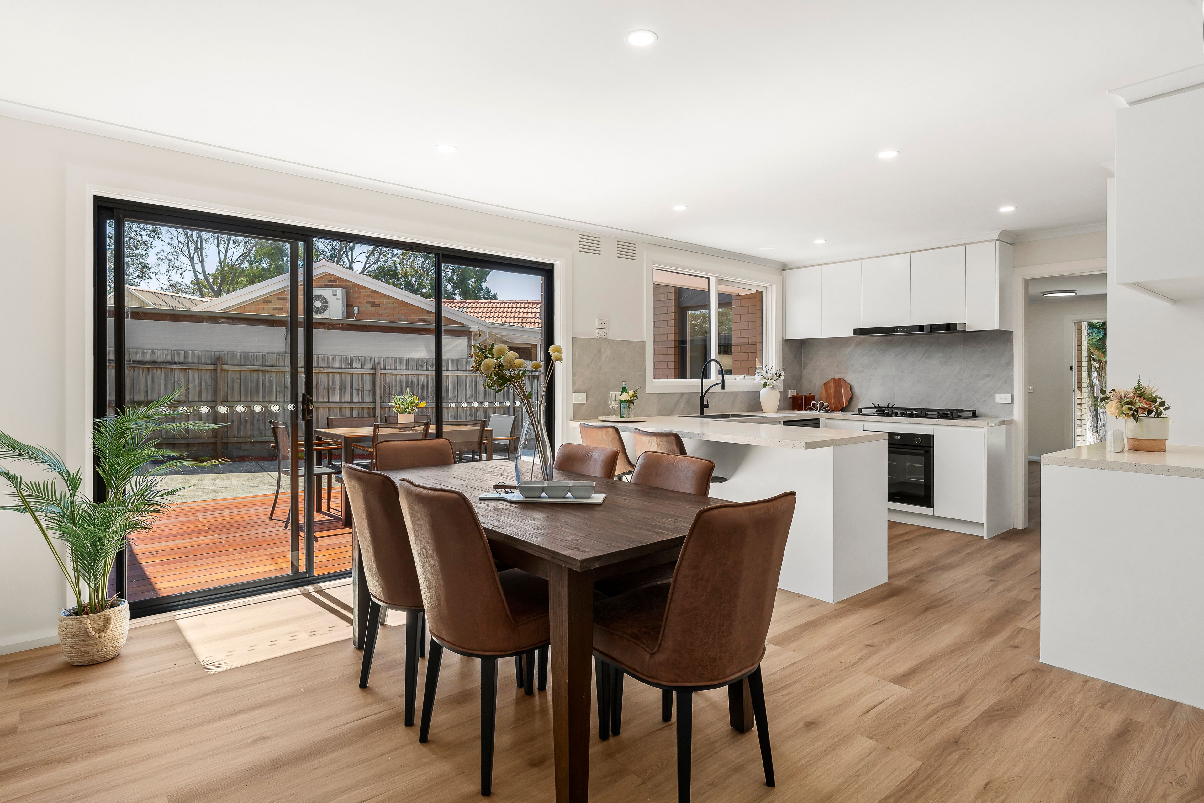 24 Bellavista Crescent — photo 5 of 10