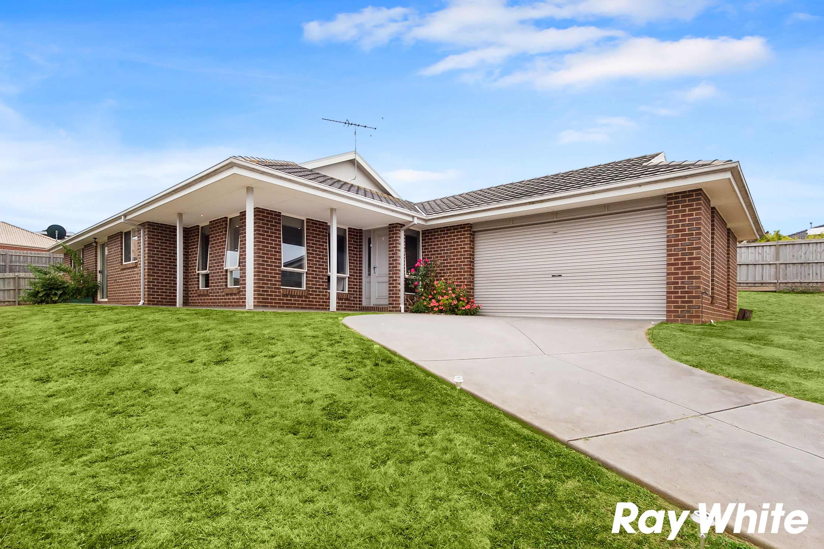 48 Dawson Drive, Warragul VIC 3820