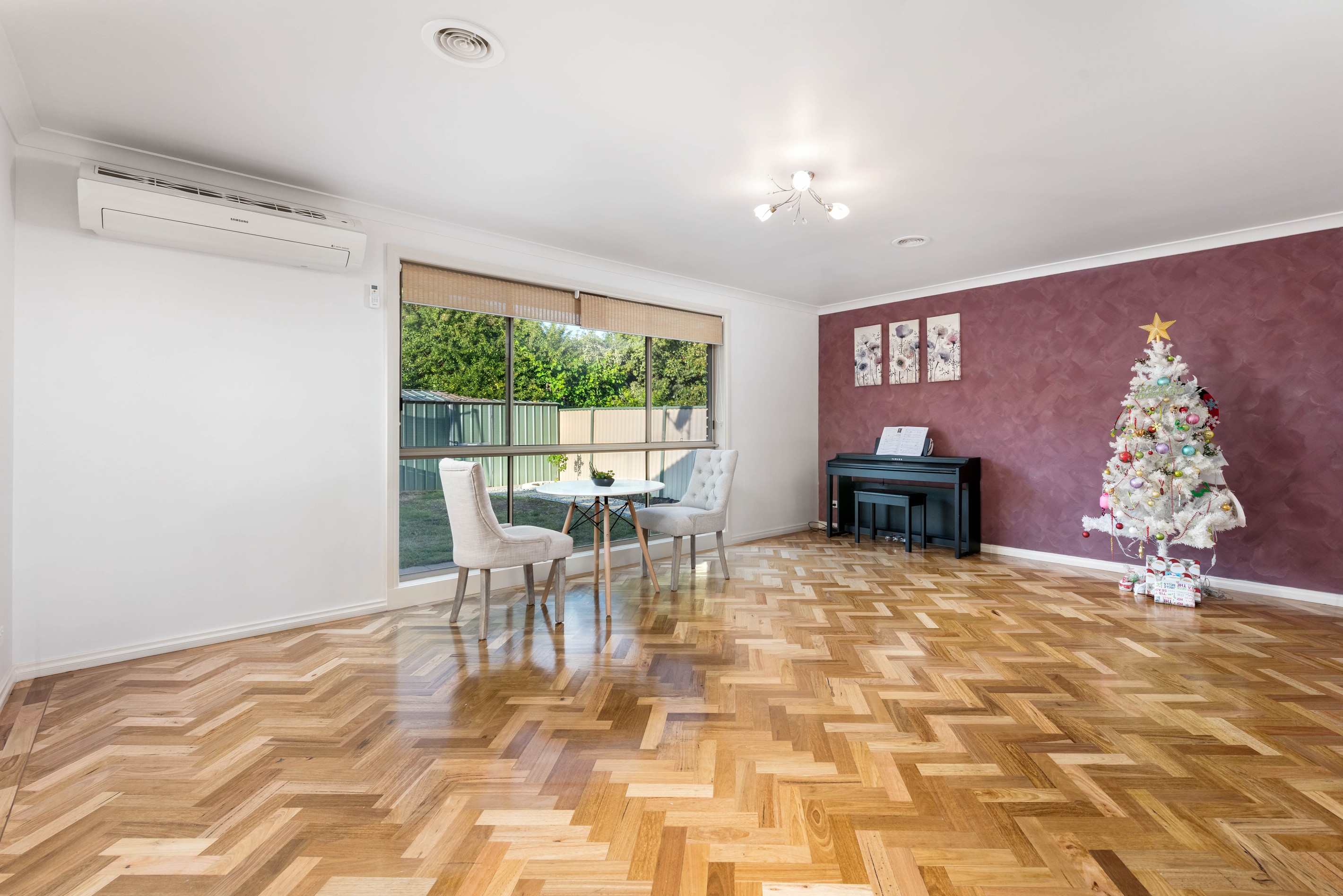 31 Doreen Rogen Way, South Morang, VIC 3752