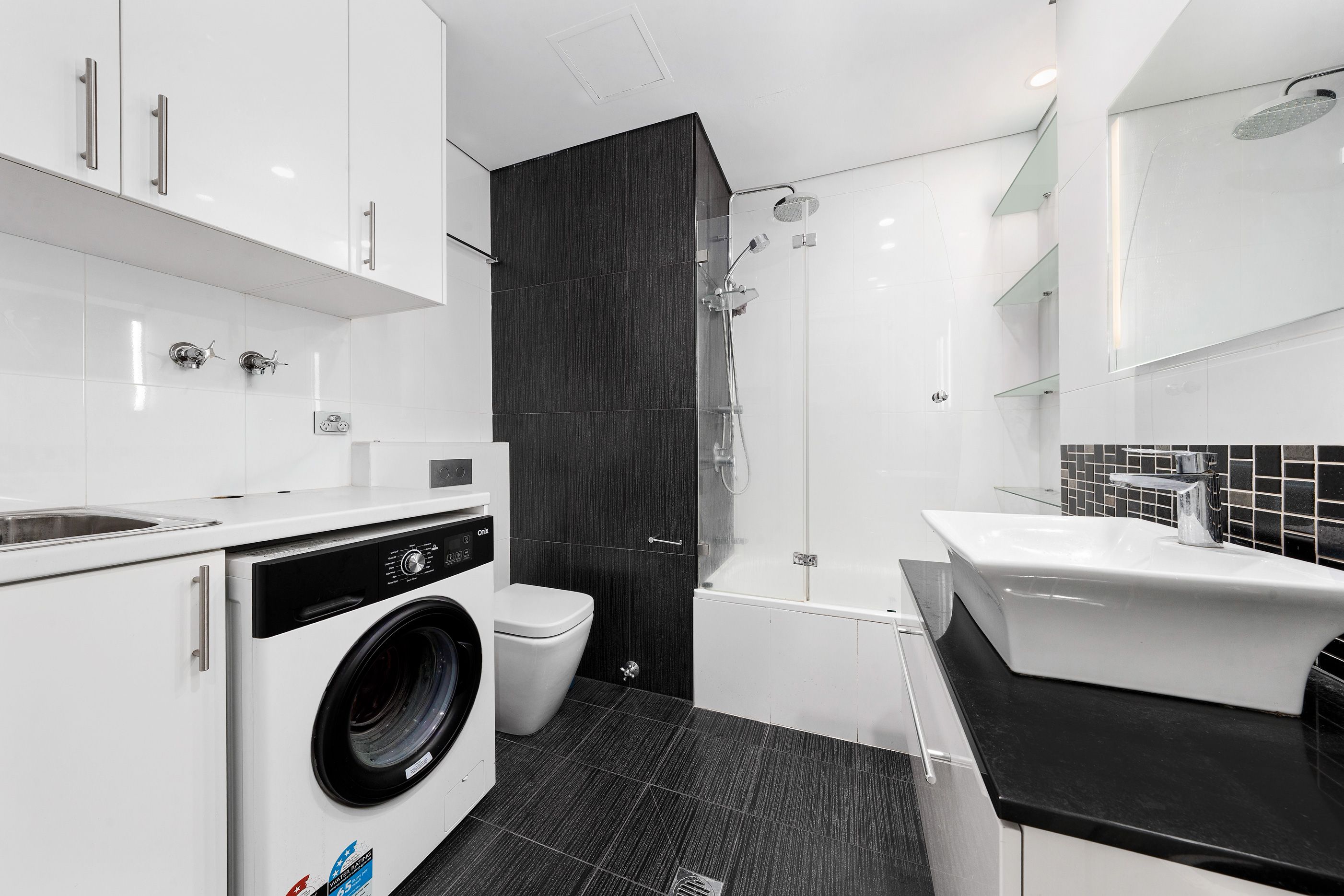 206/58 Neridah Street — photo 5 of 9