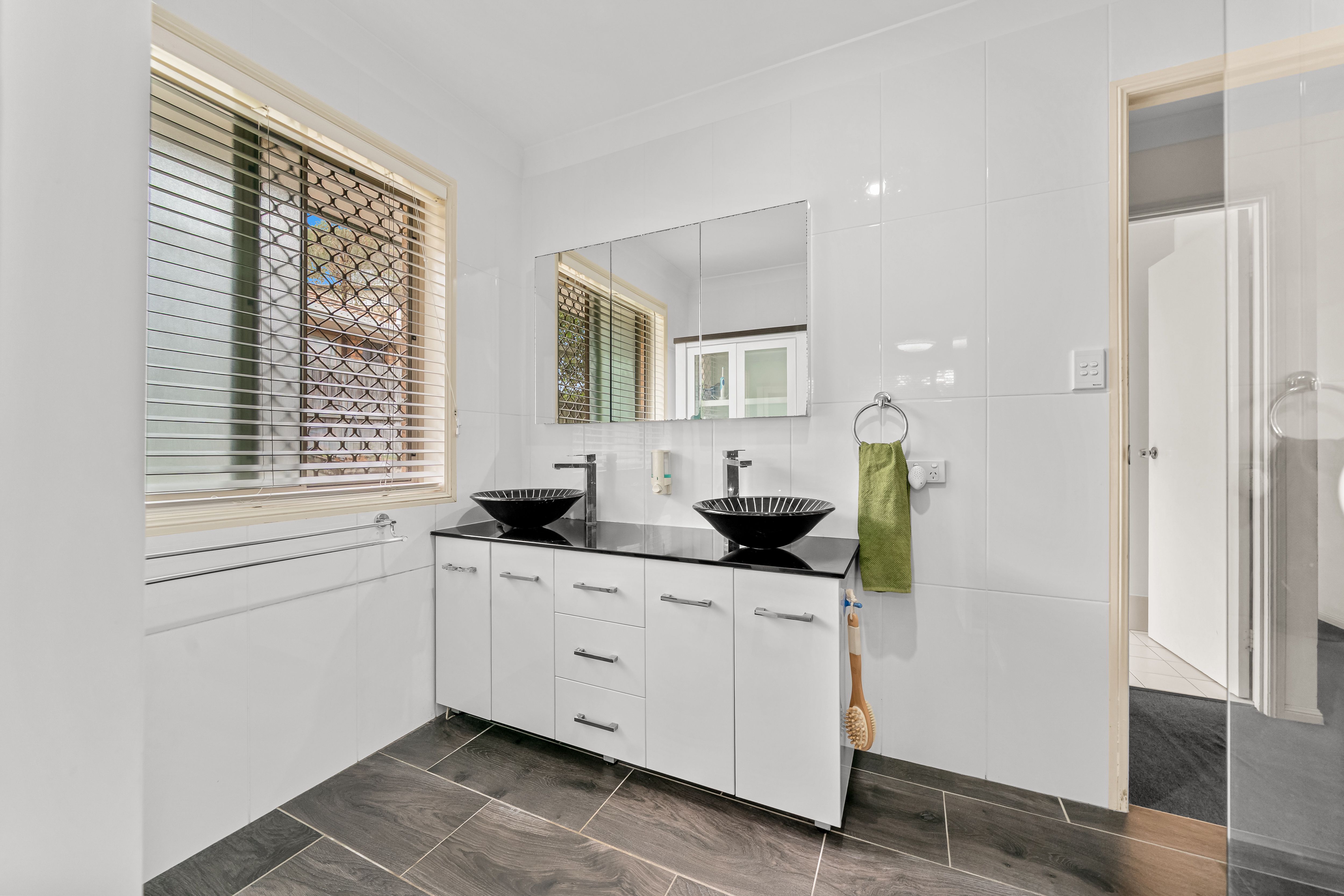 21 Leighton Drive — photo 14 of 30