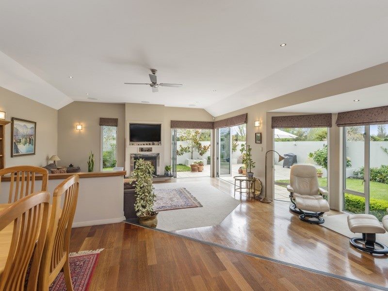 24 Crombie Green, Northwood, Christchurch City