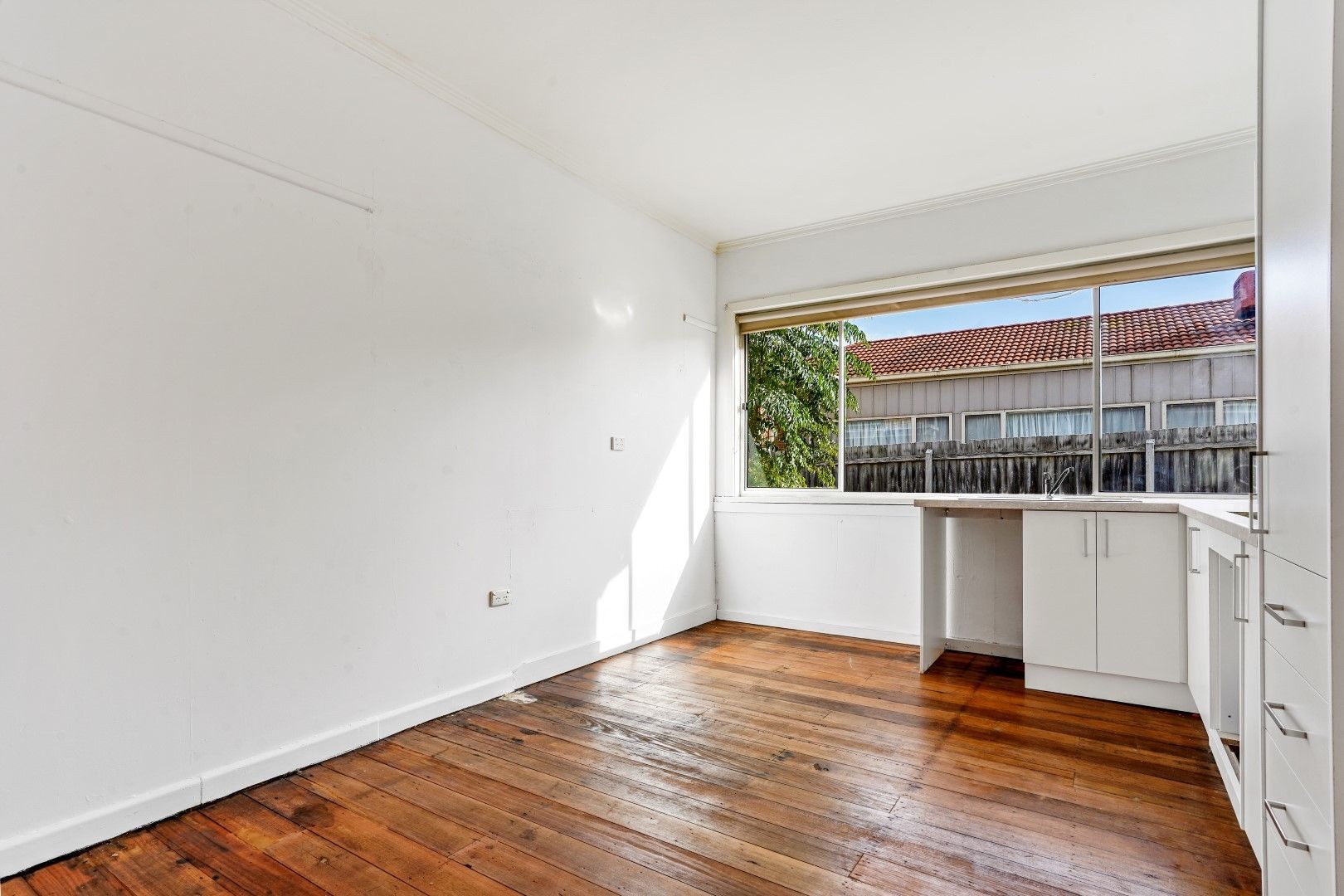 1/7 Birdwood Avenue, Dandenong, VIC 3175