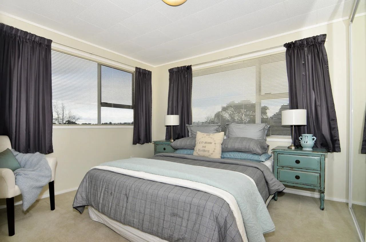 17 Peterhouse Place, West Harbour, Waitakere City