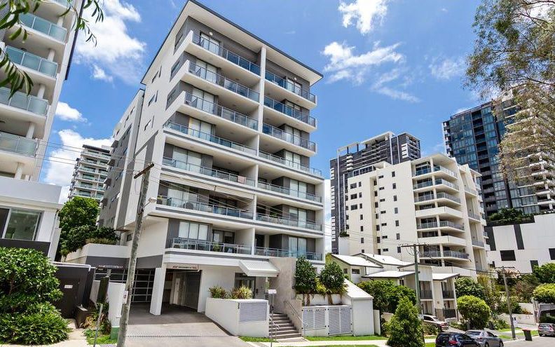 25 Walsh Street, Milton QLD 4064
