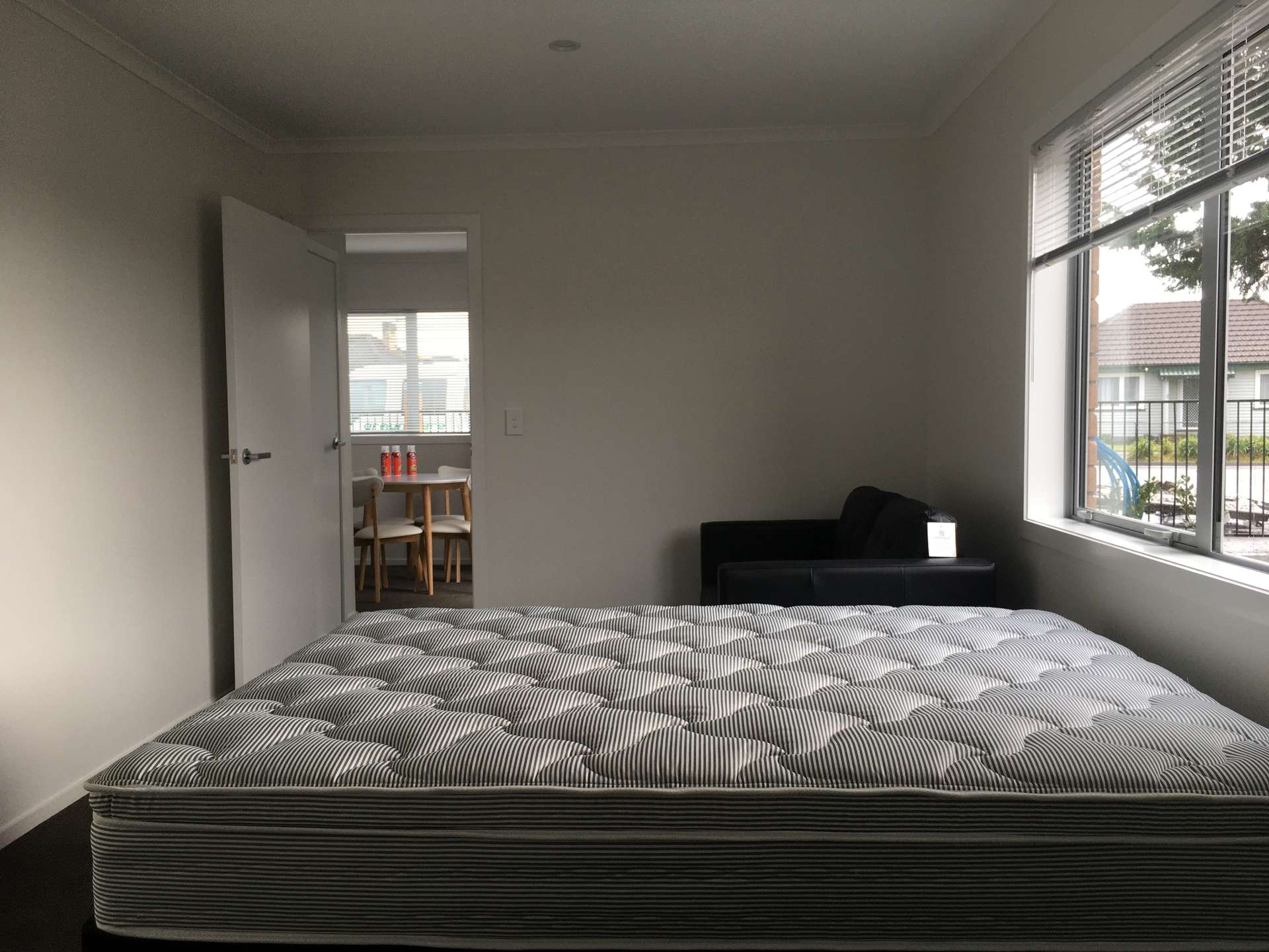 1/40 Rm C Normandy Avenue photo 12