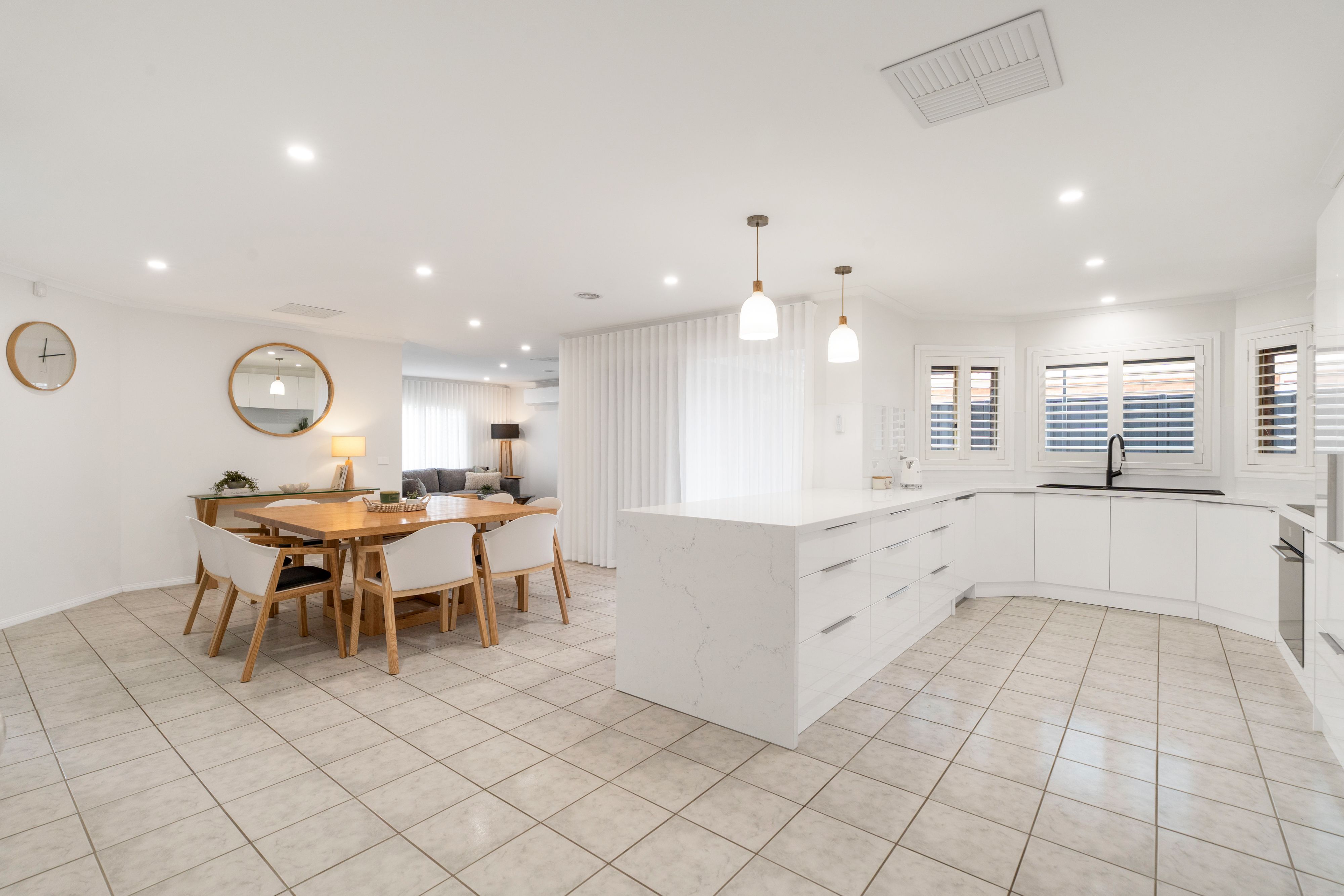 44 Abercarn Avenue — photo 11 of 27