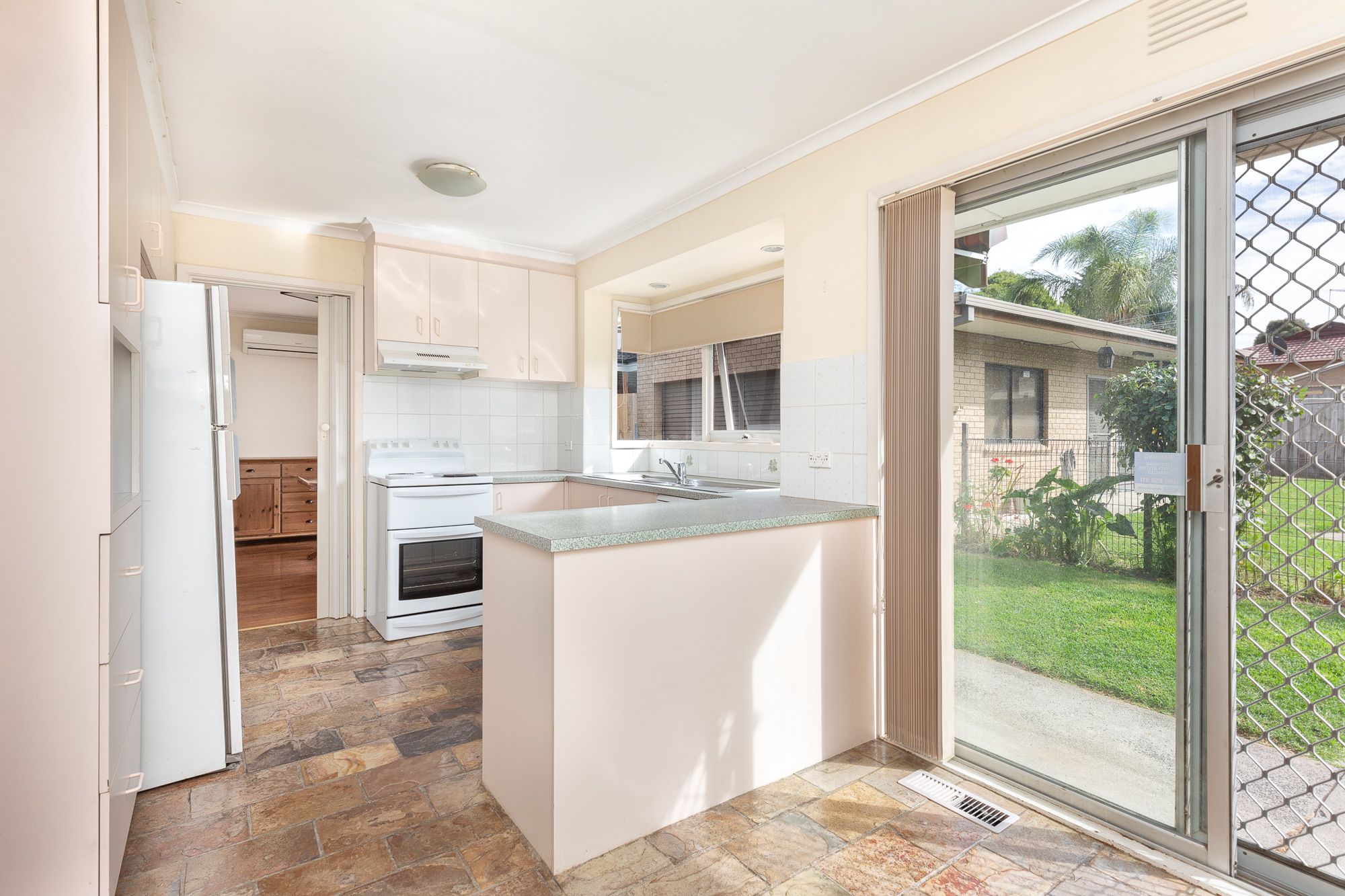 137 Doveton Avenue, Doveton, VIC 3177