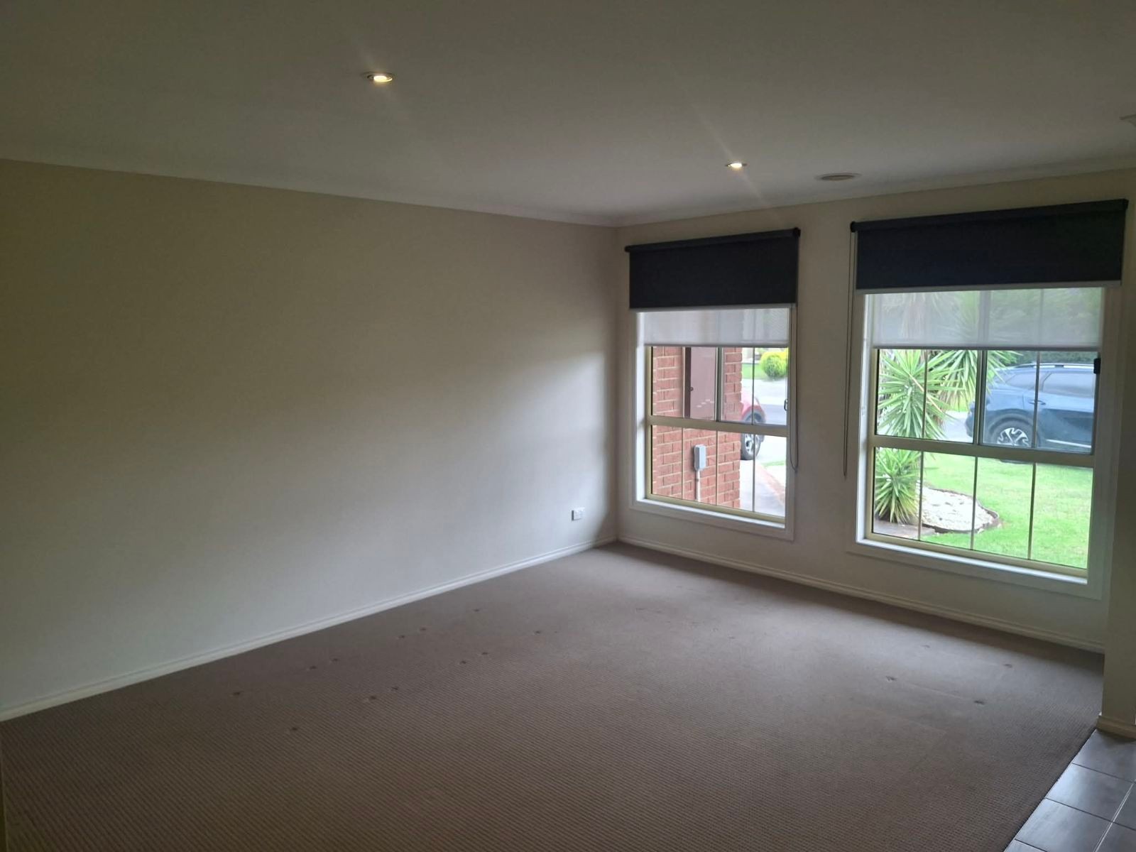 6 Amberley Drive, Pakenham, VIC 3810