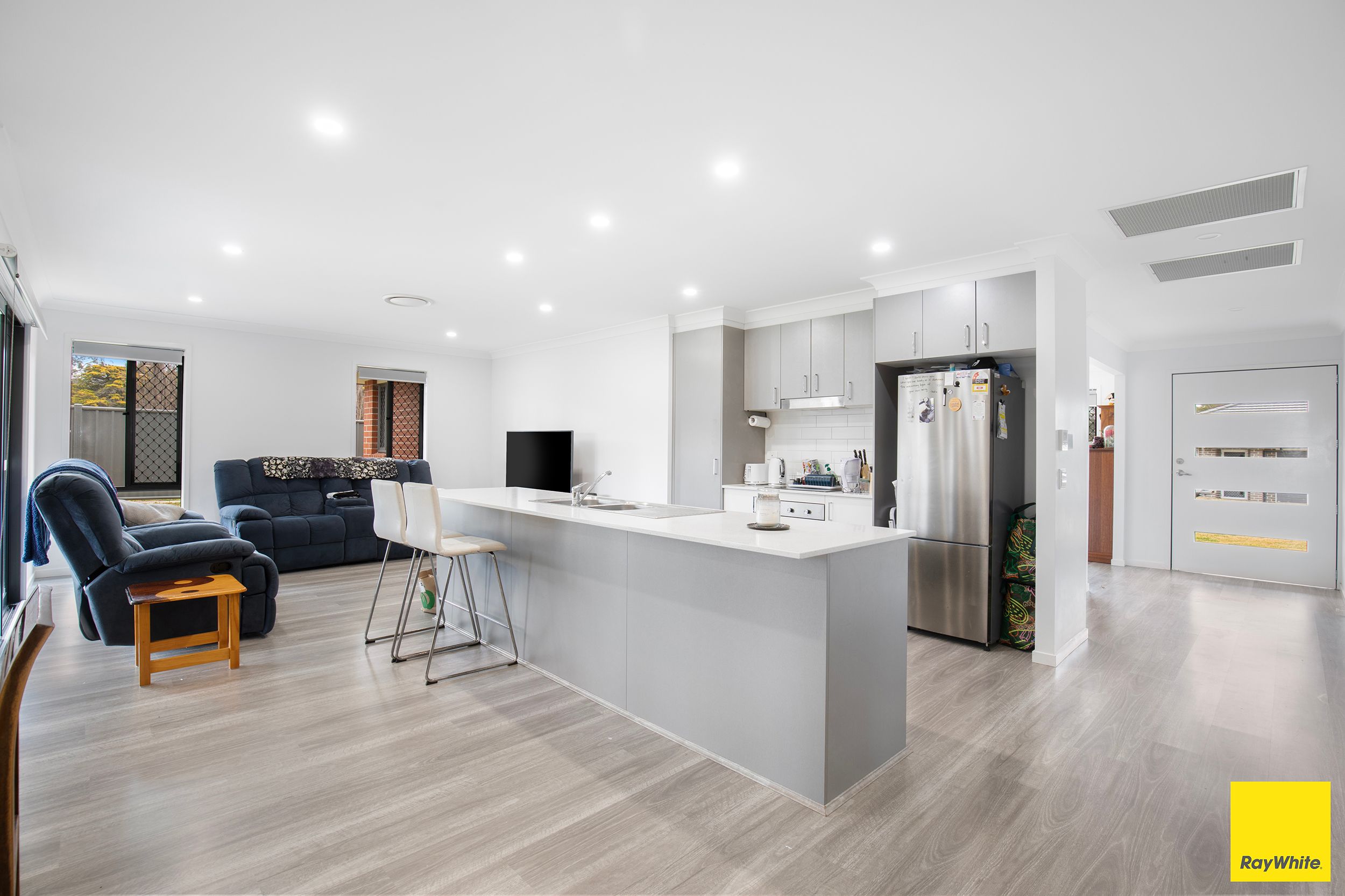 2 Greaves Close, Armidale, NSW 2350