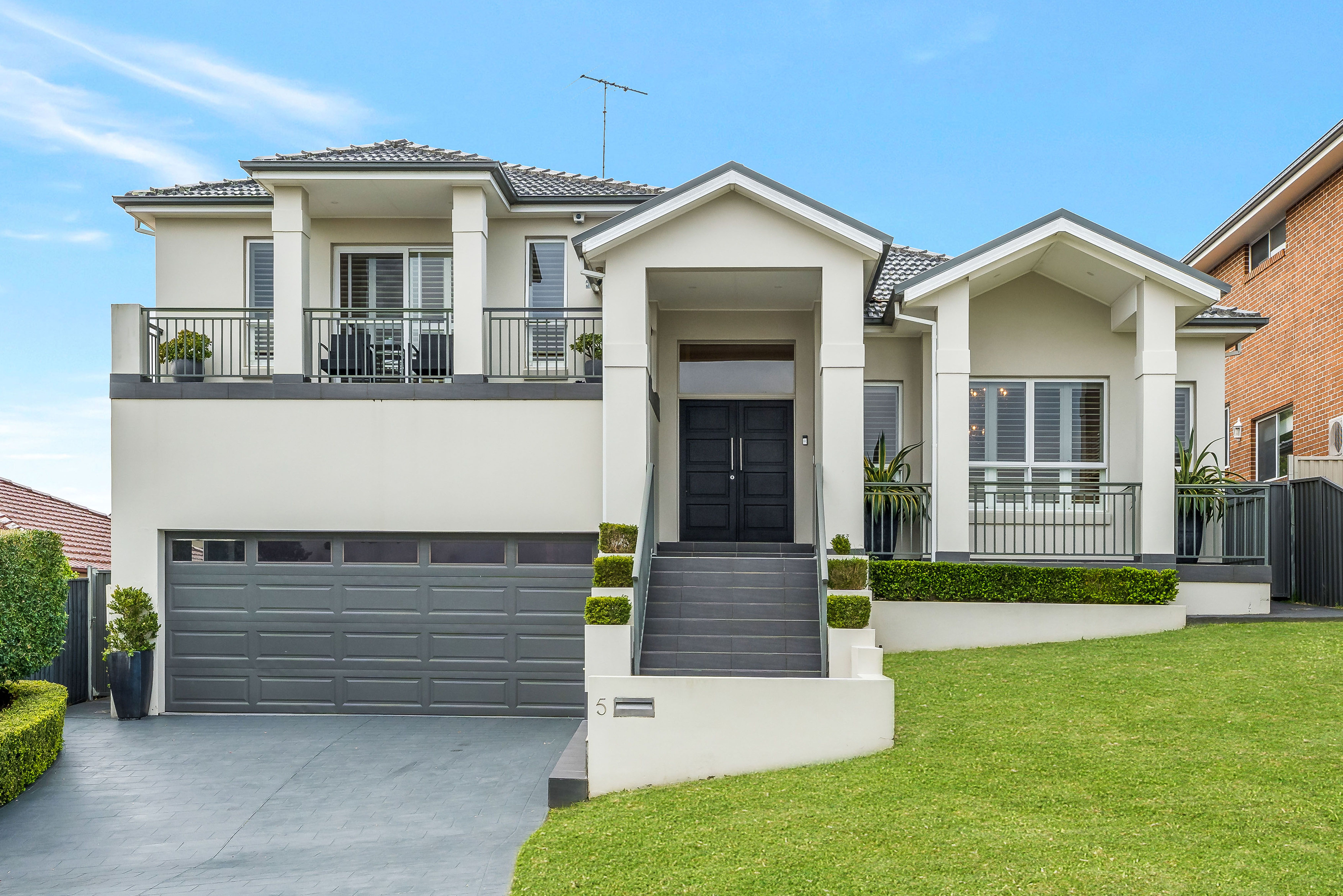 5 Flame Tree Street, Casula, NSW 2170