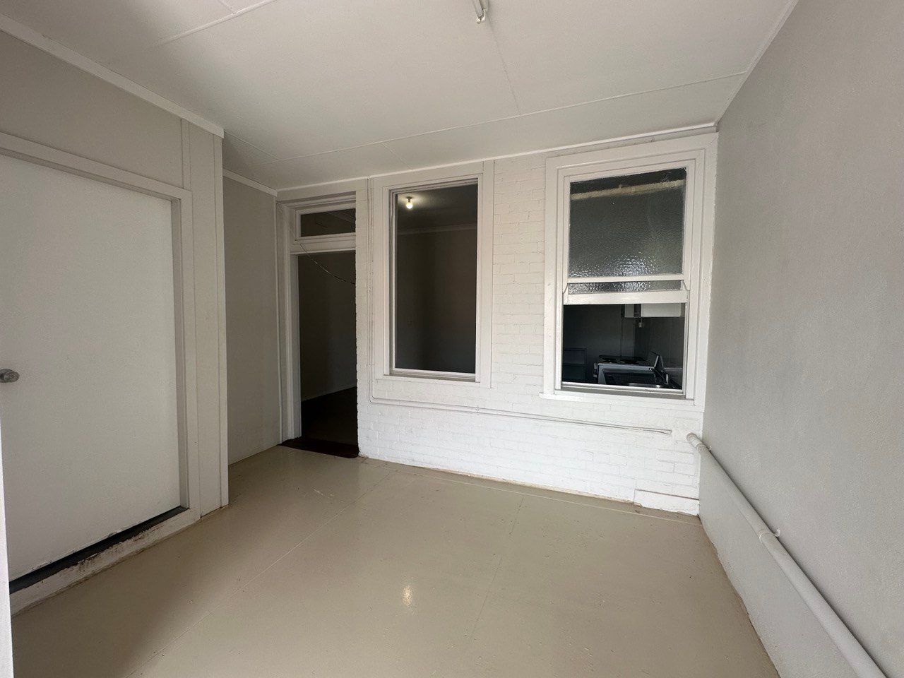 Upstairs 91 Lachlan Street, Forbes, NSW 2871 House for Rent Ray