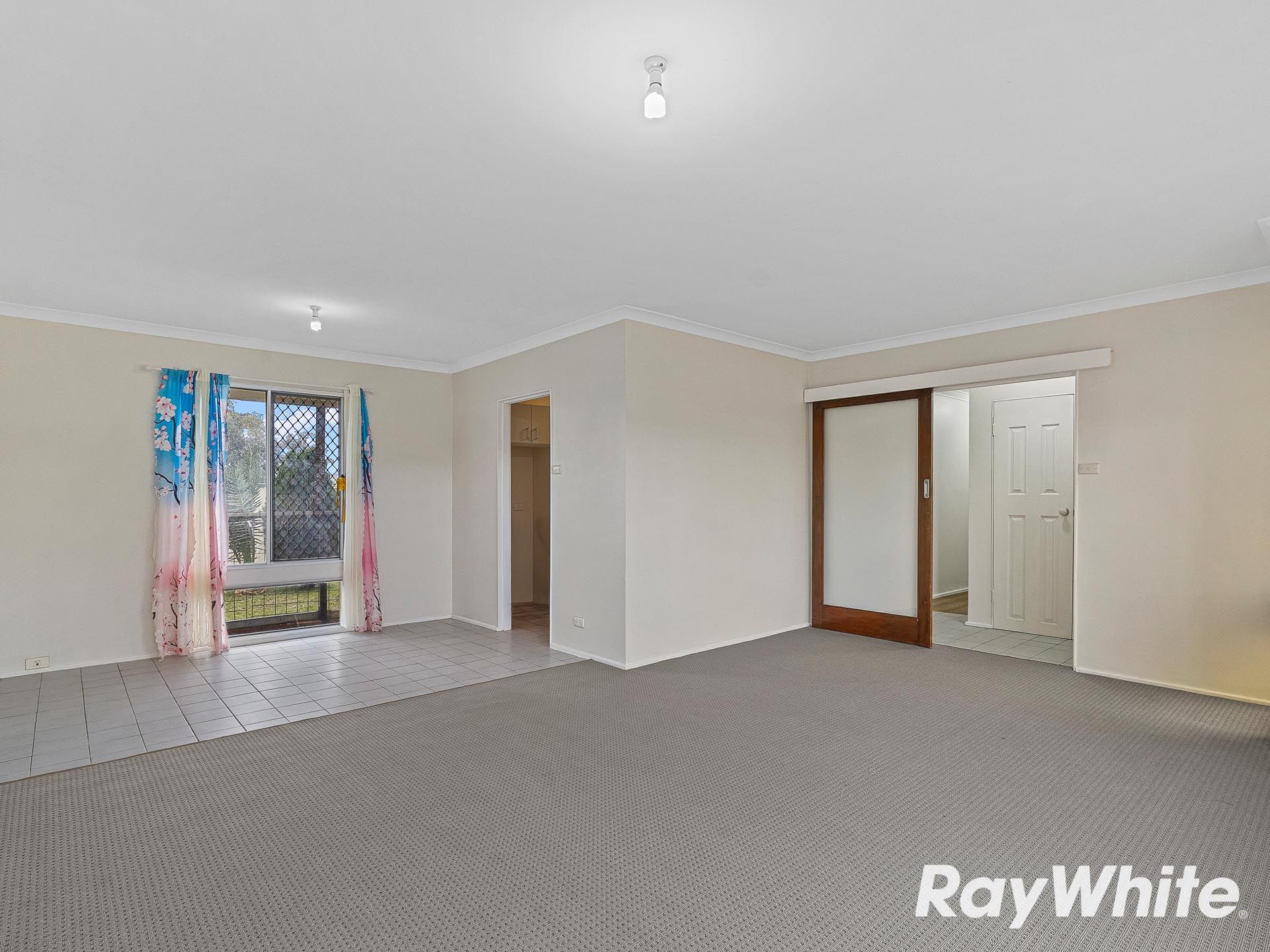 10 Hakea Place — photo 6 of 22
