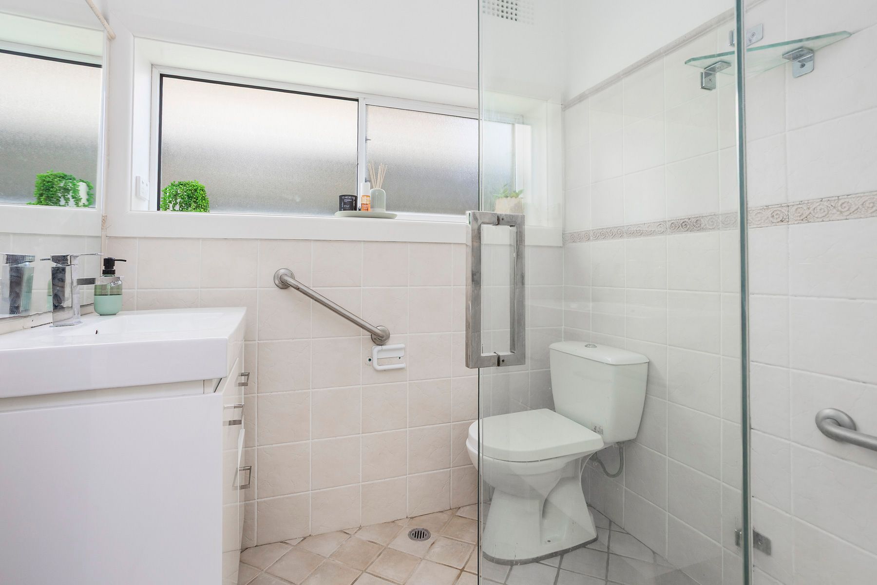 84 Carabella Road — photo 8 of 12