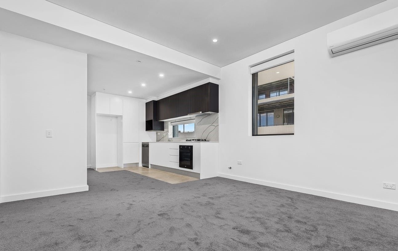 303/6 Stanley Street — photo 3 of 8