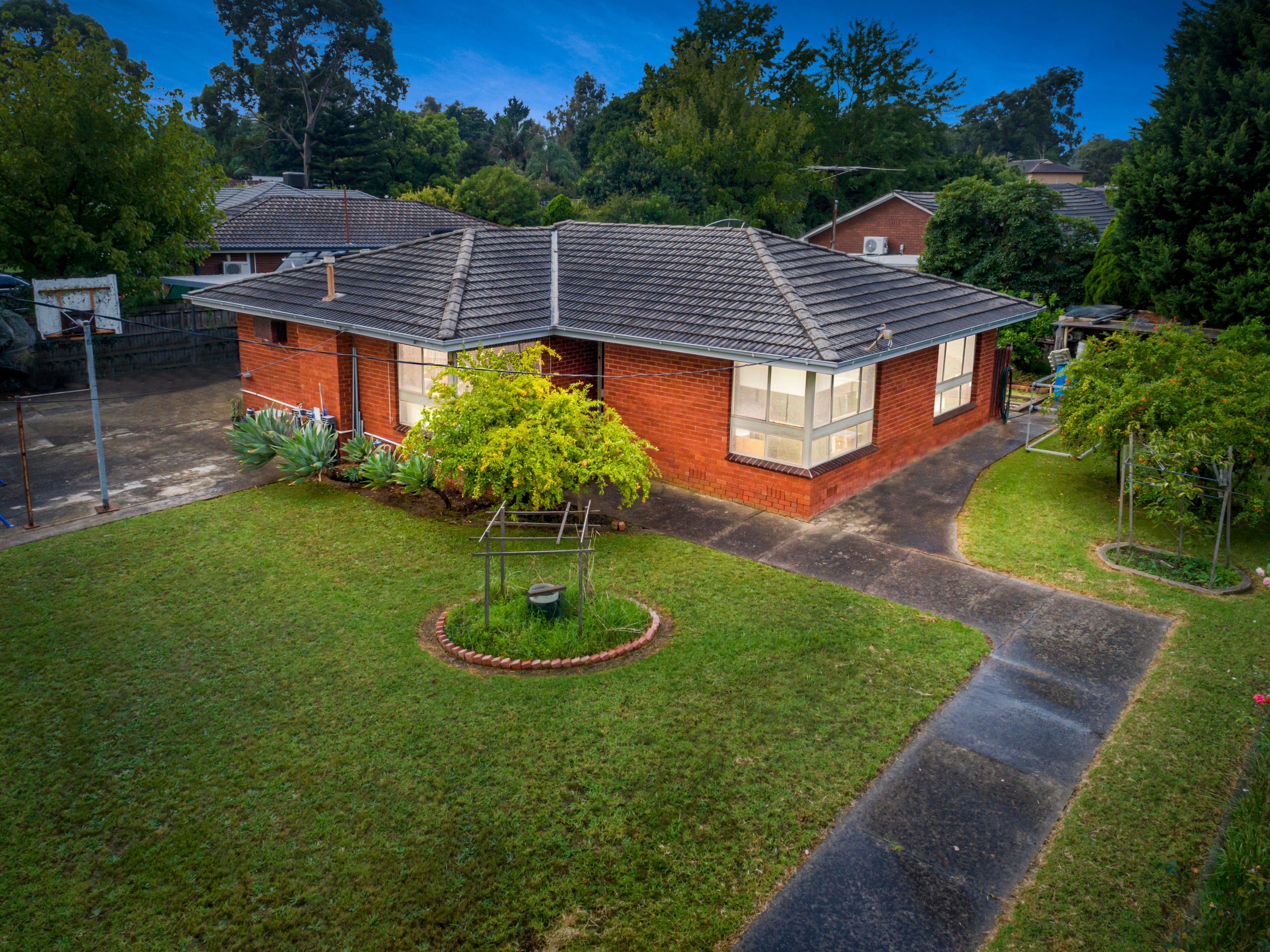 107 Cambden Park Parade, Ferntree Gully, VIC 3156