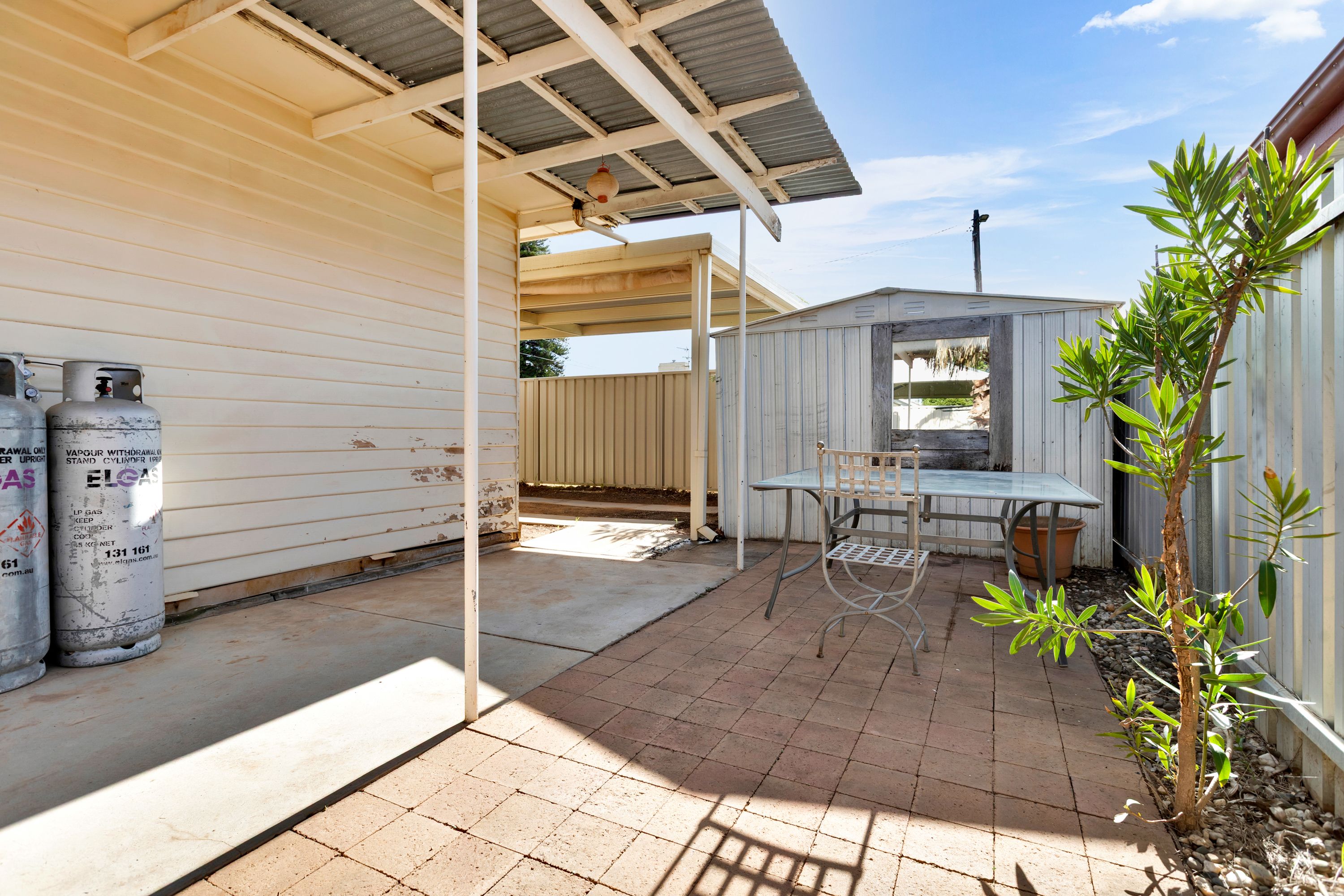 122 Burrows Street — photo 15 of 17