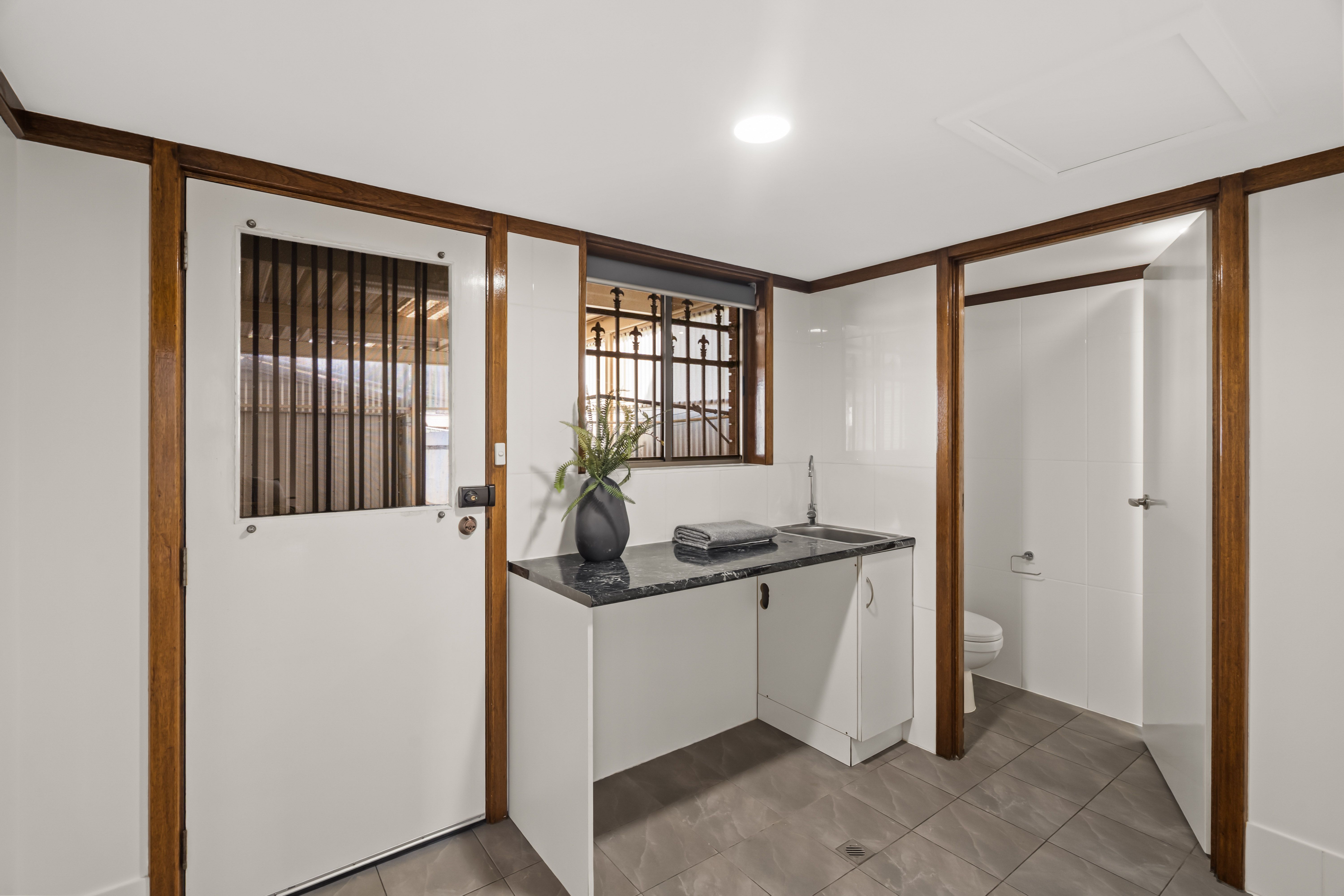 20 Exeter Terrace — photo 16 of 21