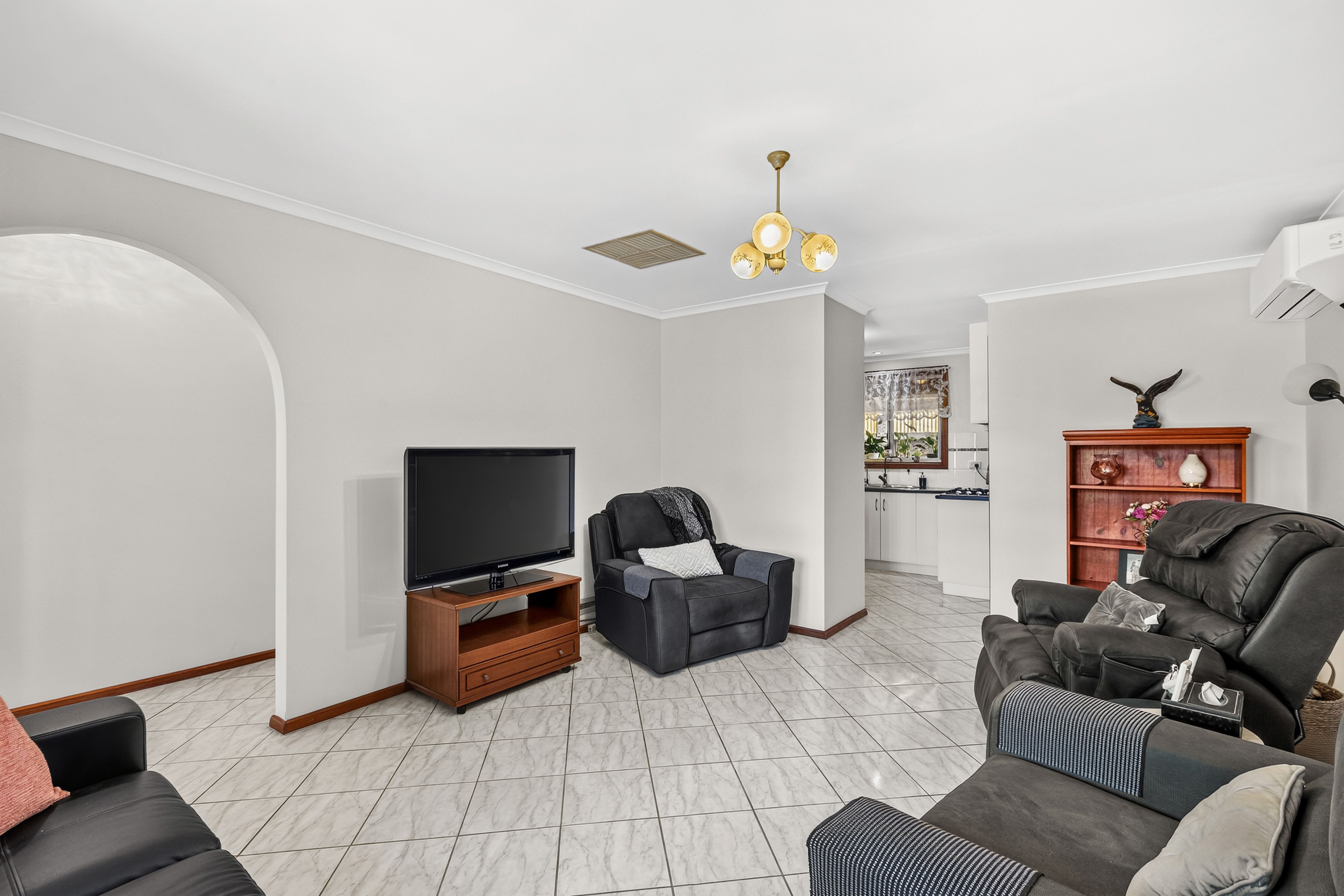 1 Melanie Court — photo 8 of 25