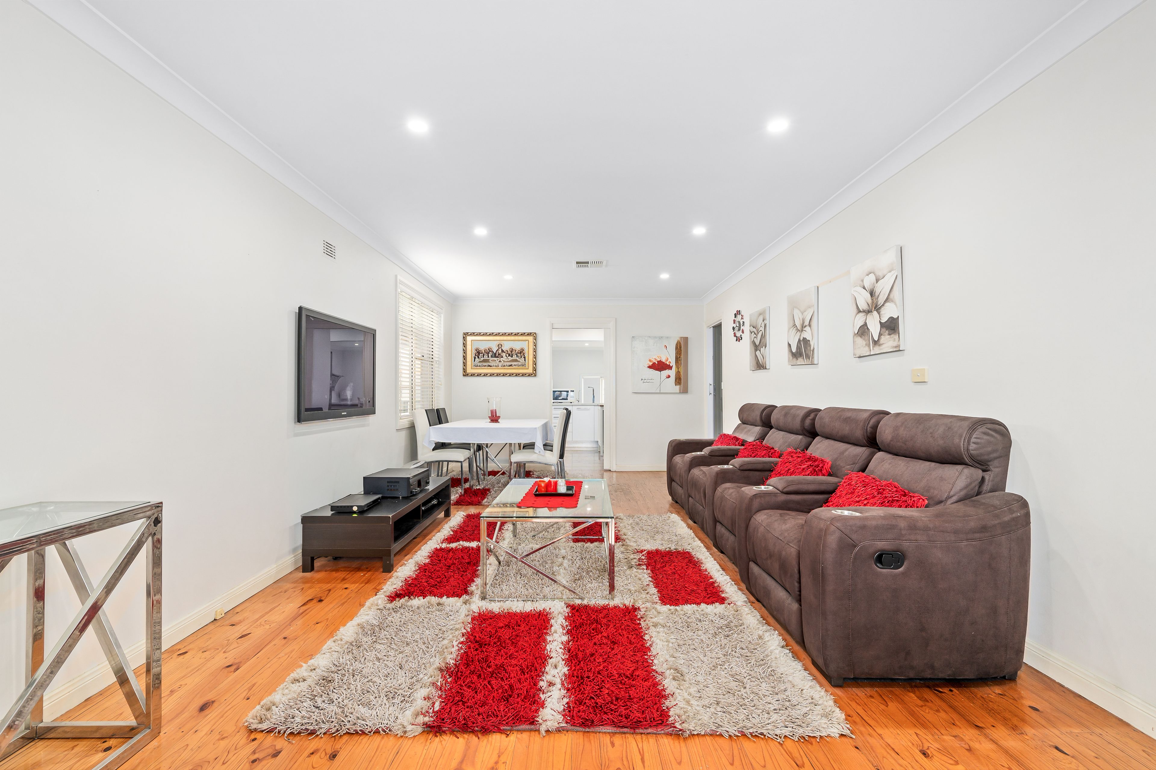 12 Bratsell Street — photo 3 of 13