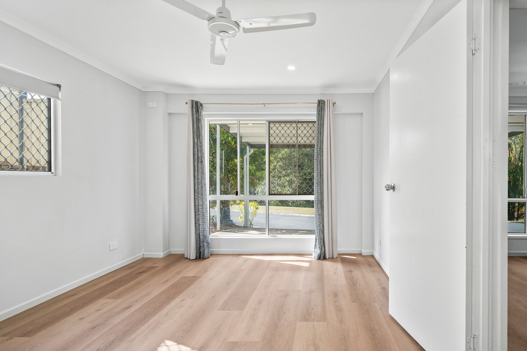 5 Buring Court — photo 10 of 20