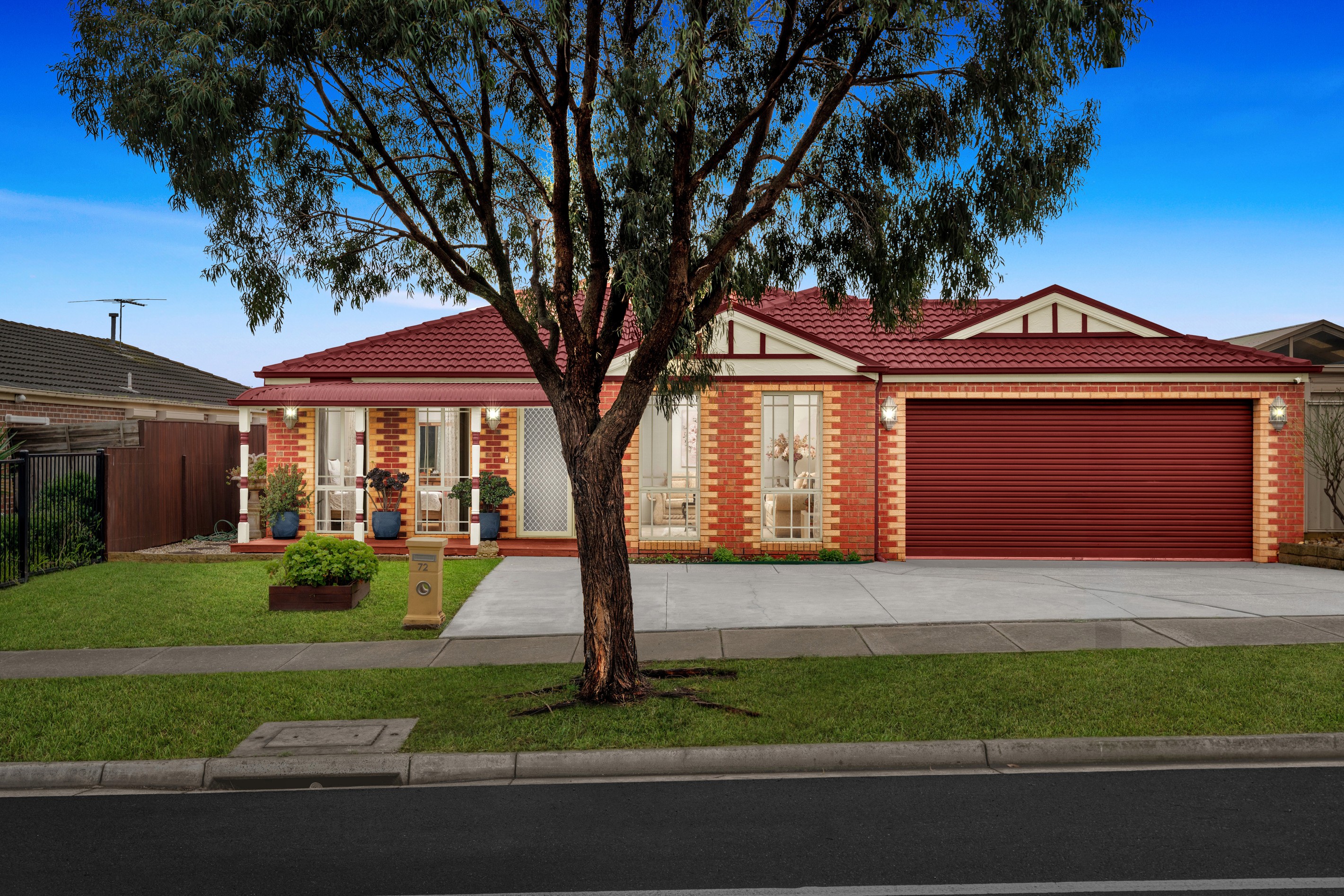 72 Central Parkway, Cranbourne West, VIC 3977