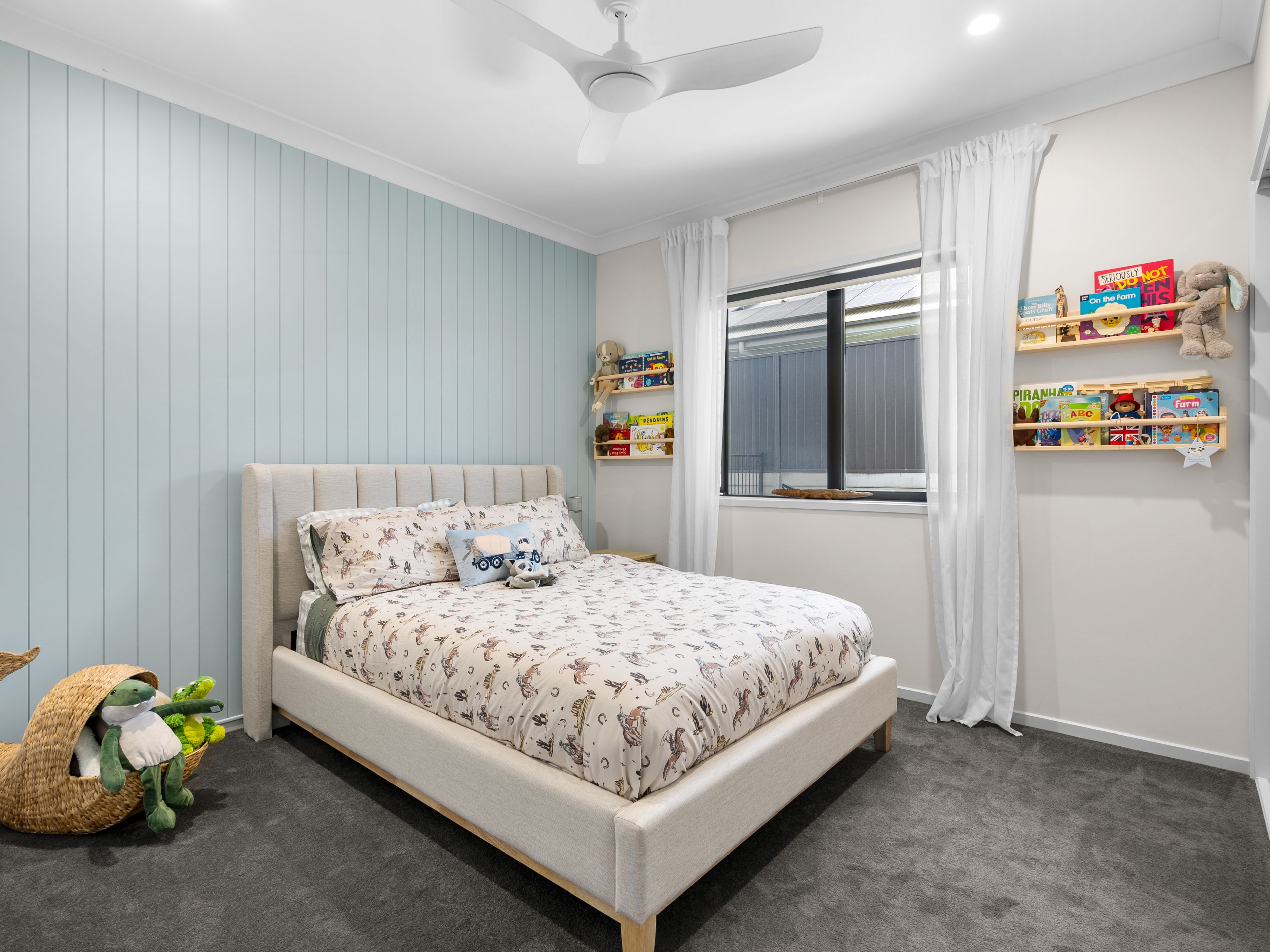 27 Arenga Court — photo 11 of 26