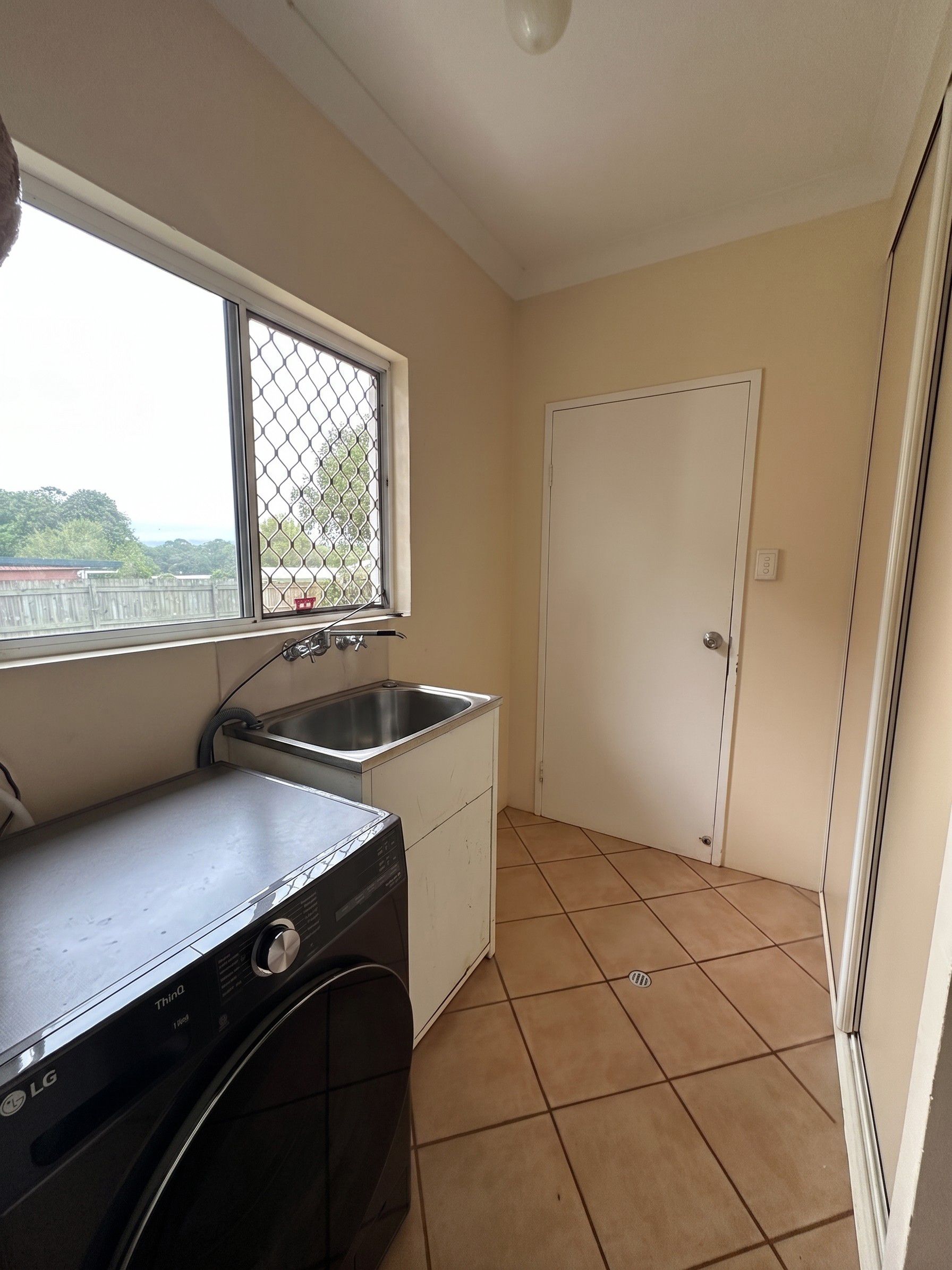 78 Loder Street — photo 13 of 14