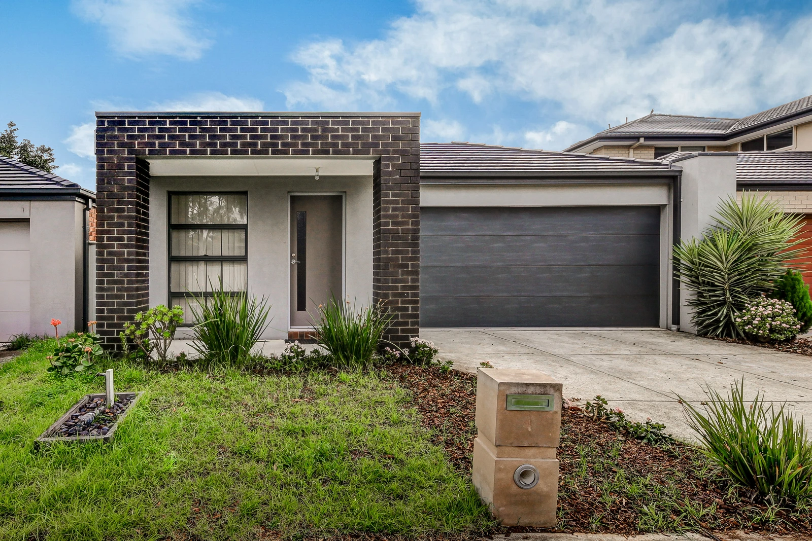 4 Rockpool Road, Truganina, VIC 3029