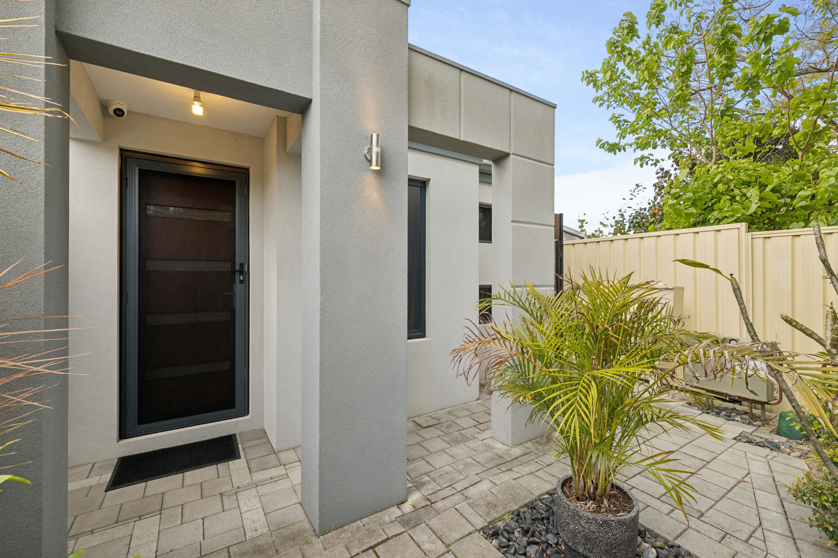 1 Jordan Street, Cloverdale, WA 6105