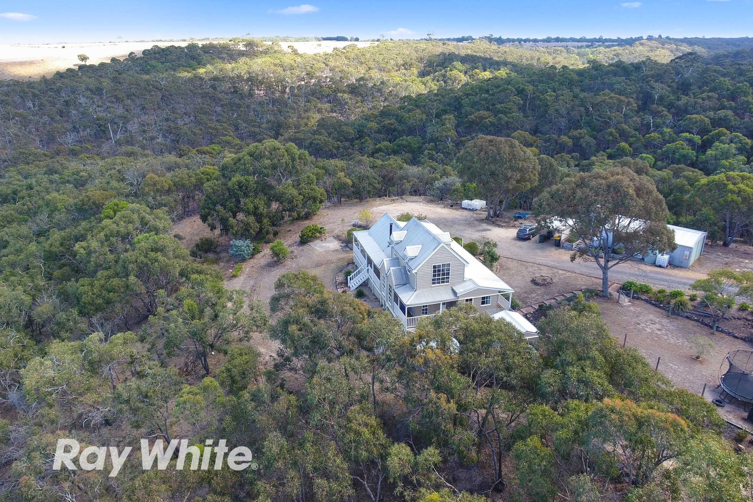 195 De Motts Road, ANAKIE, VIC 3213