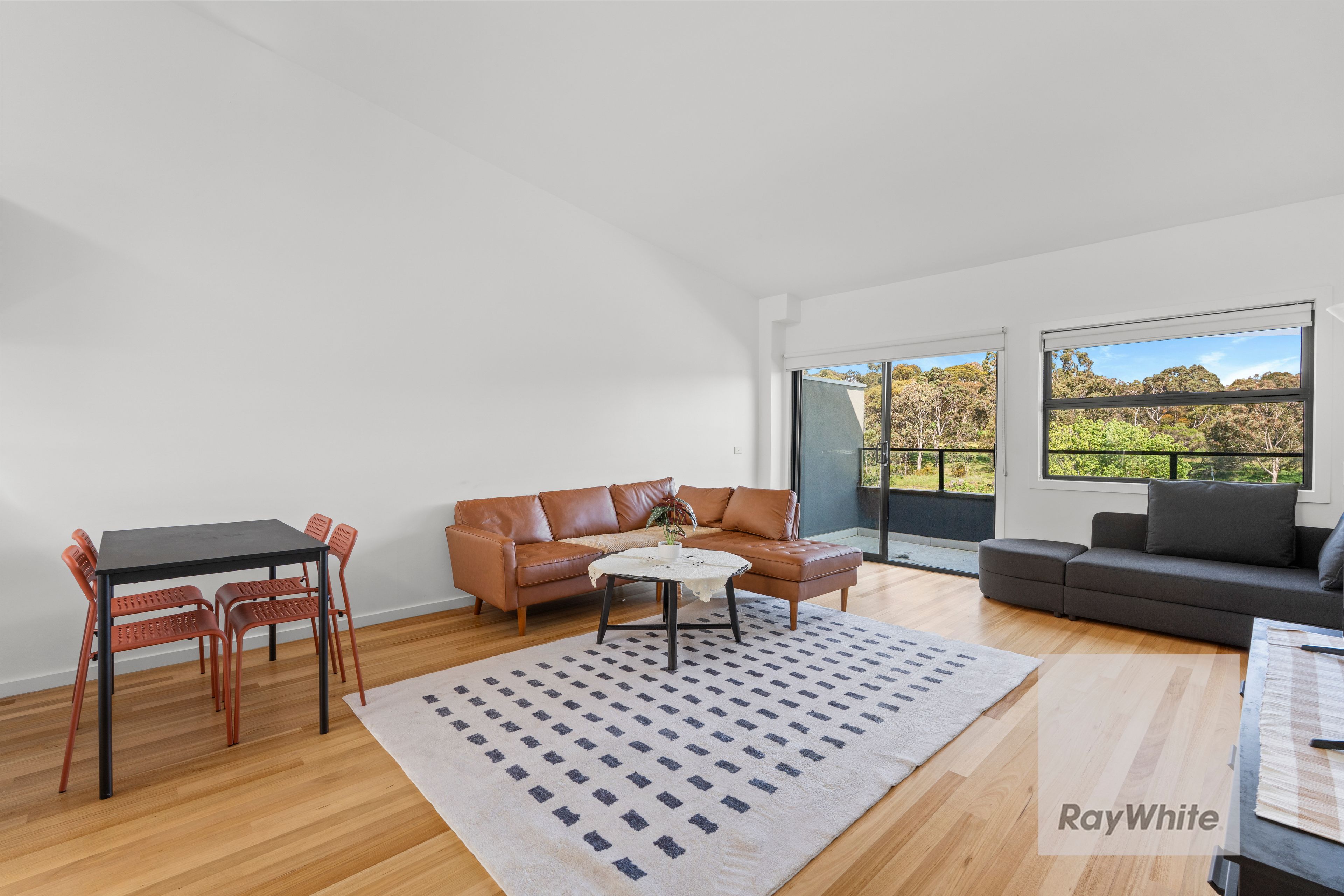 21 Voltage Walk — photo from Ray White Bundoora
