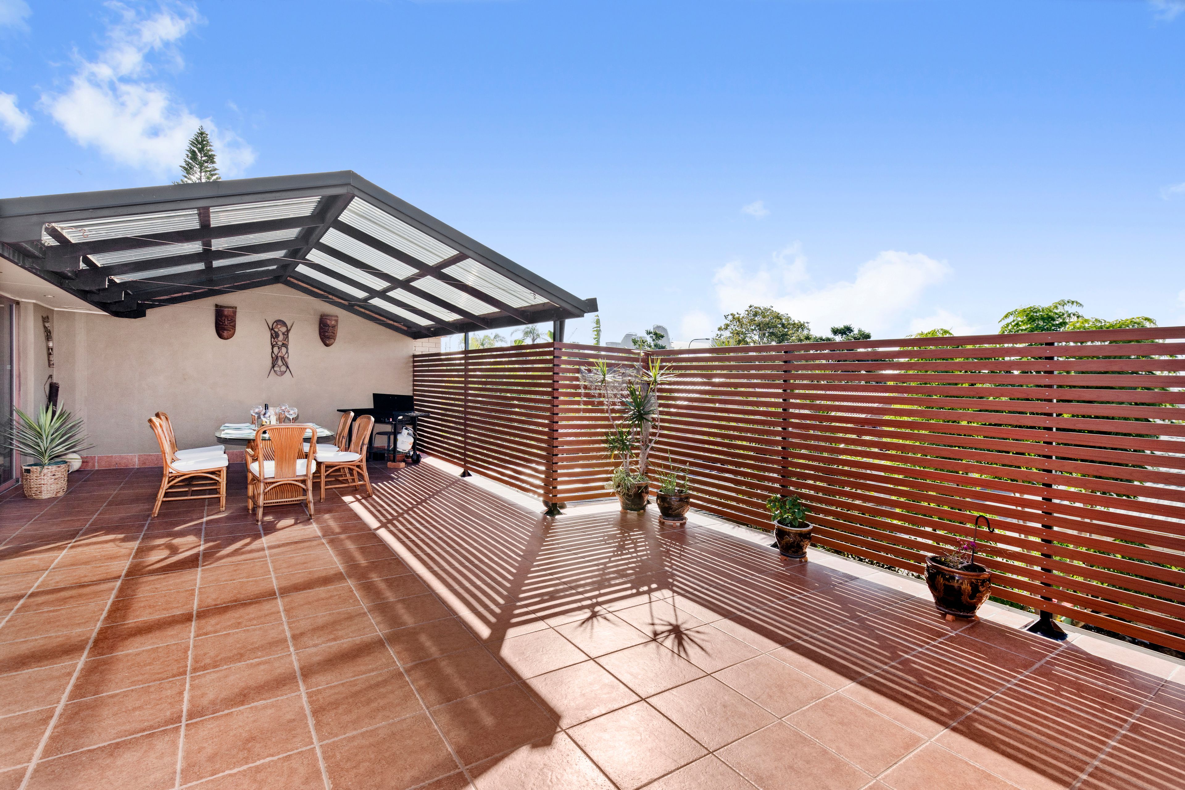 4 Christina Court, Mermaid Waters QLD 4218