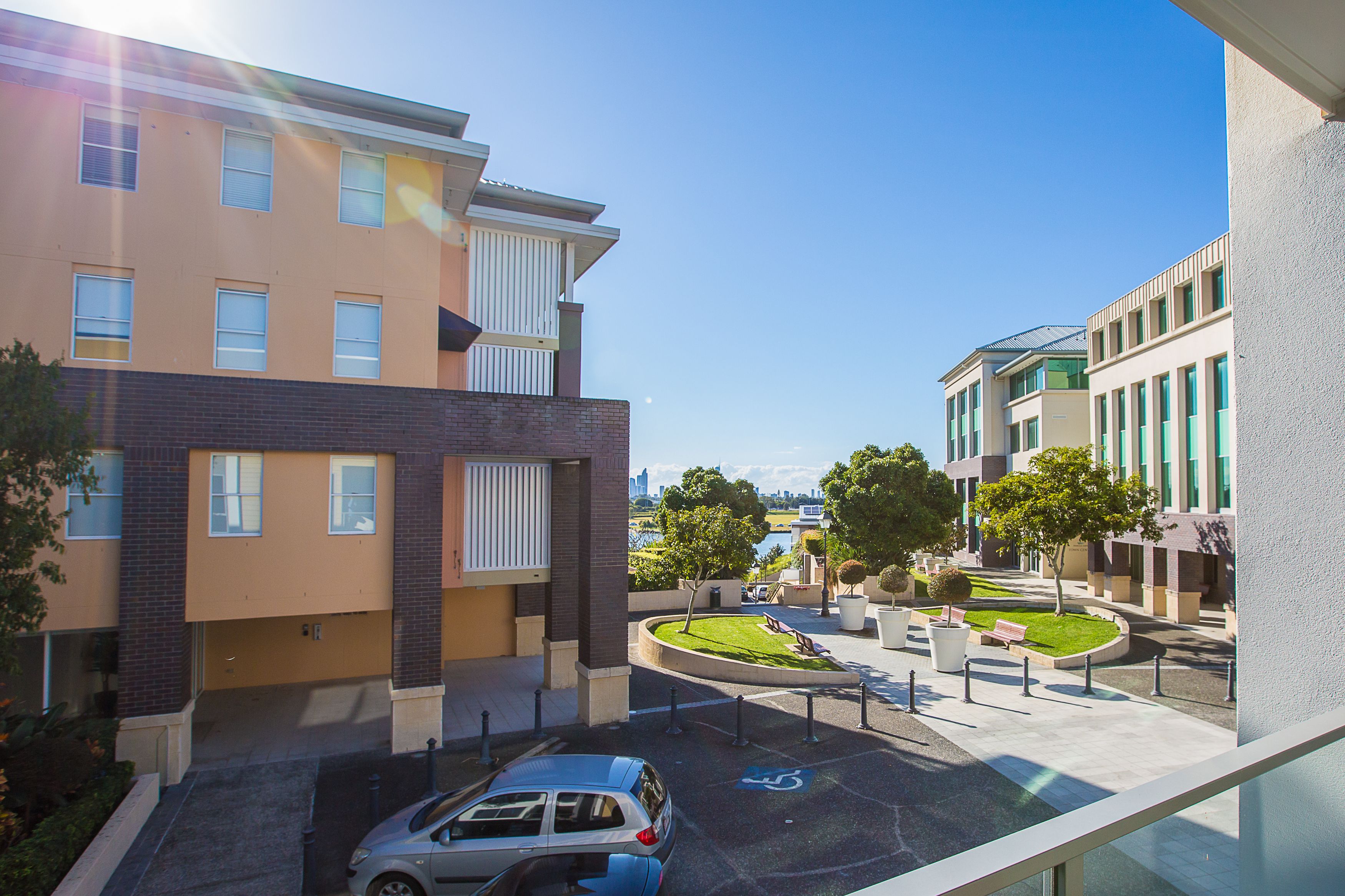 51/2 Town Centre Close, Carrara, QLD 4211