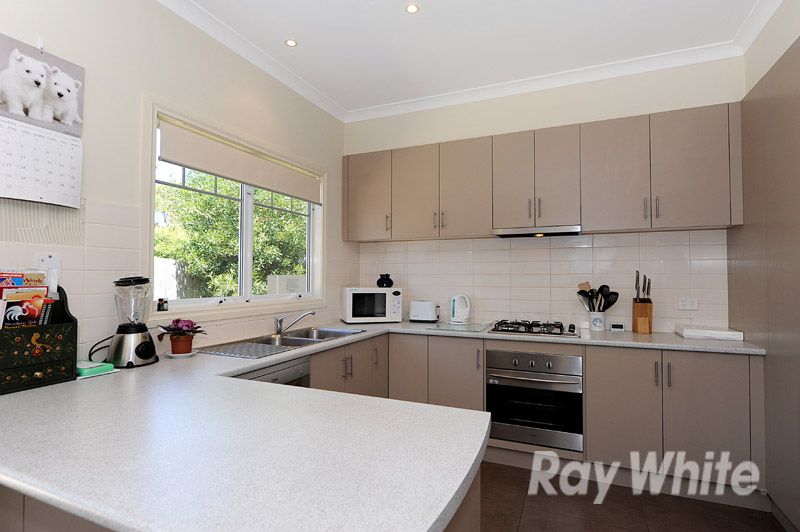 2/67 Commercial Road, Ferntree Gully, VIC 3156