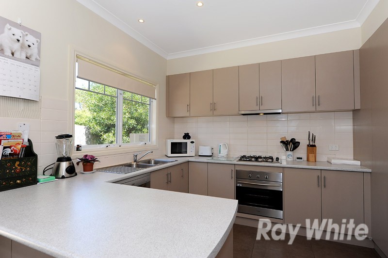 2/67 Commercial Road, Ferntree Gully, VIC 3156