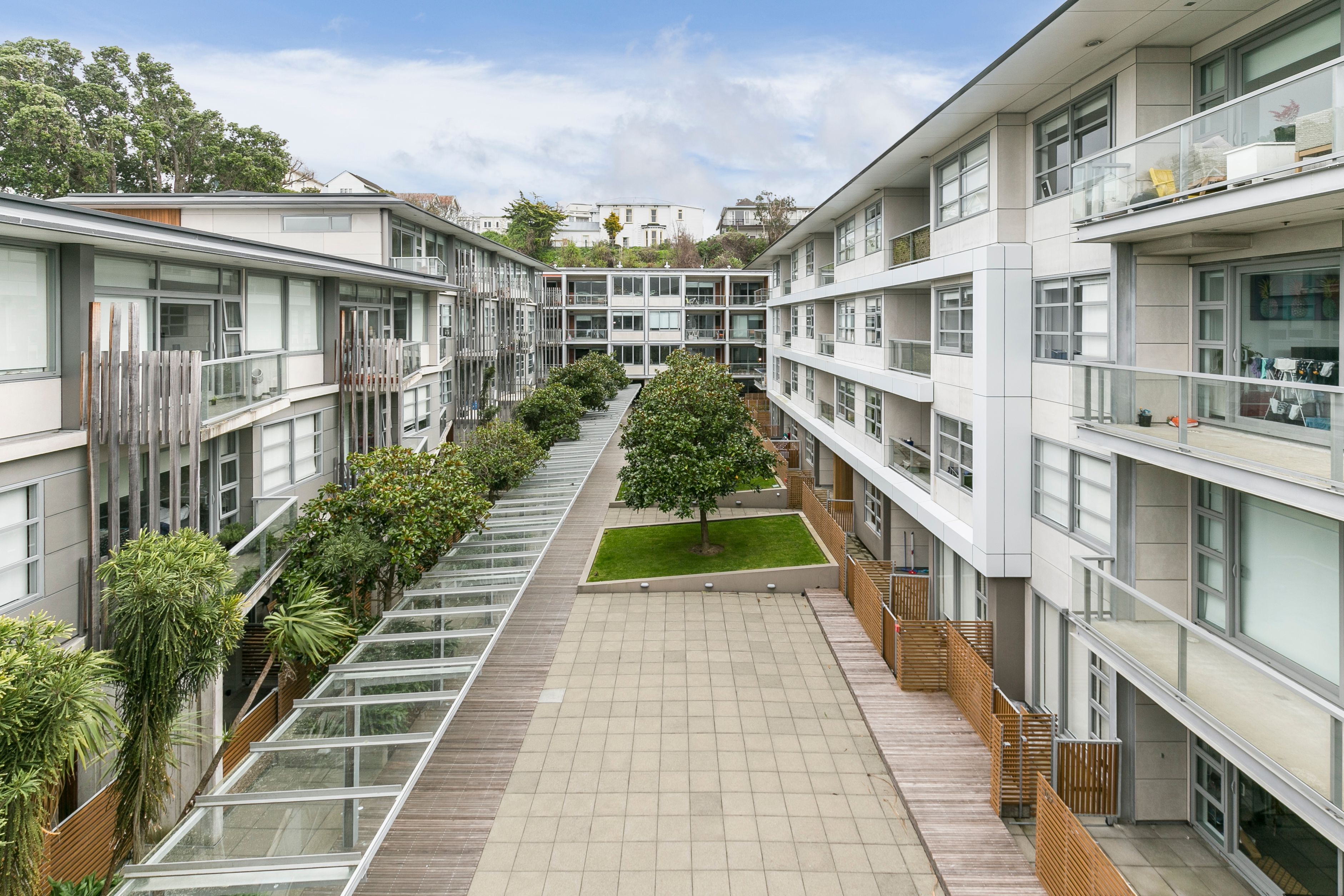 W405/28 Torrens Terrace, Mount Cook, Wellington City