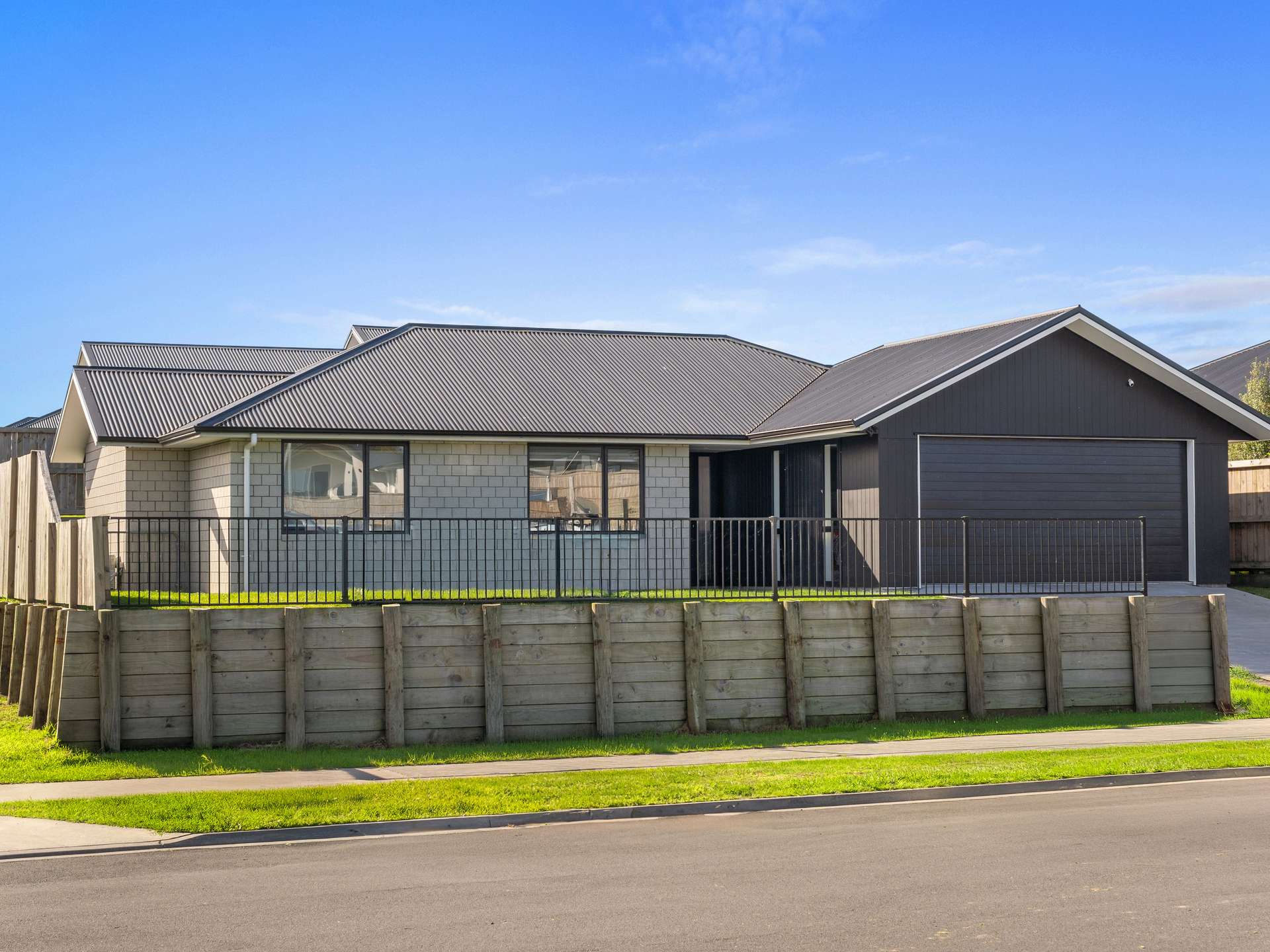 8 Jourdain Place photo 20