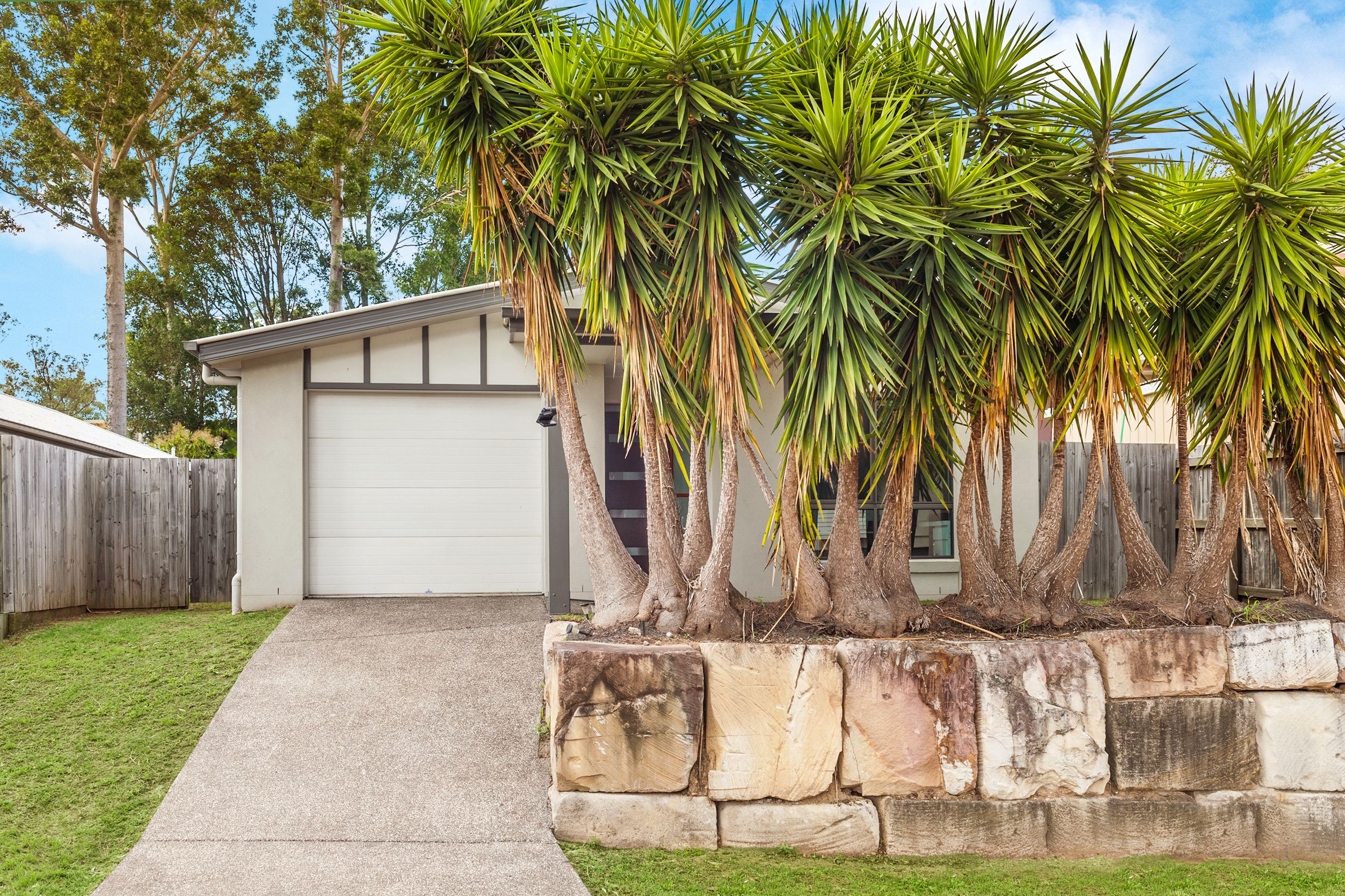 21 Woodhaven Place, Mitchelton QLD 4053