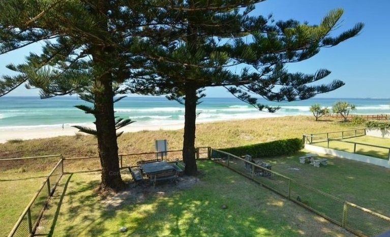 23 Hedges Avenue, Mermaid Beach, QLD 4218